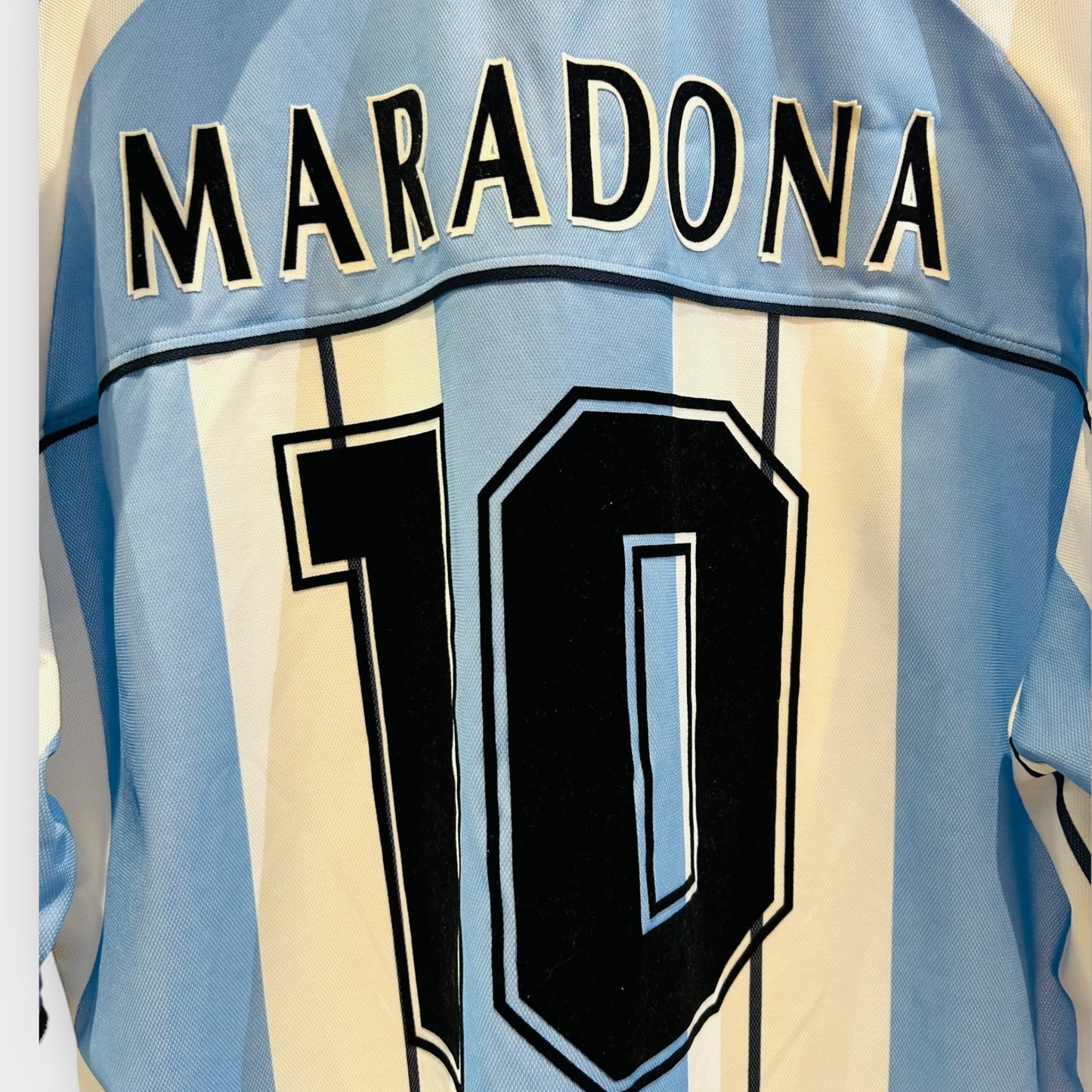 Argentina 2000 Home - Maradona 10 (XL)