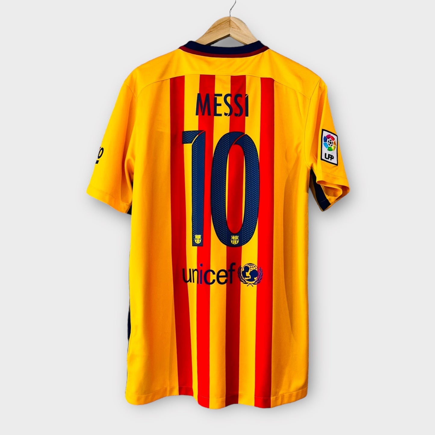 FC Barcelona 2015/16 Away - Messi 10 (Medium)