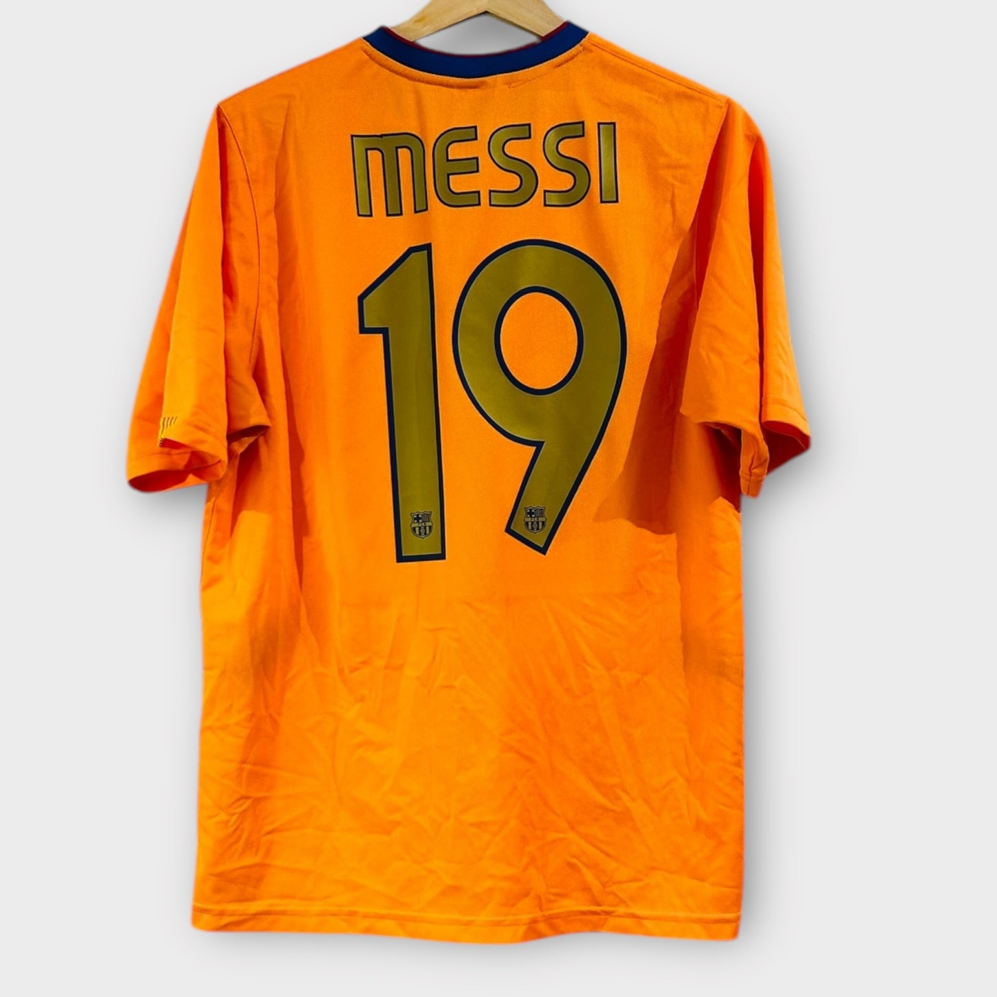 FC Barcelona 2006/07 Away - Messi 19 (Medium)