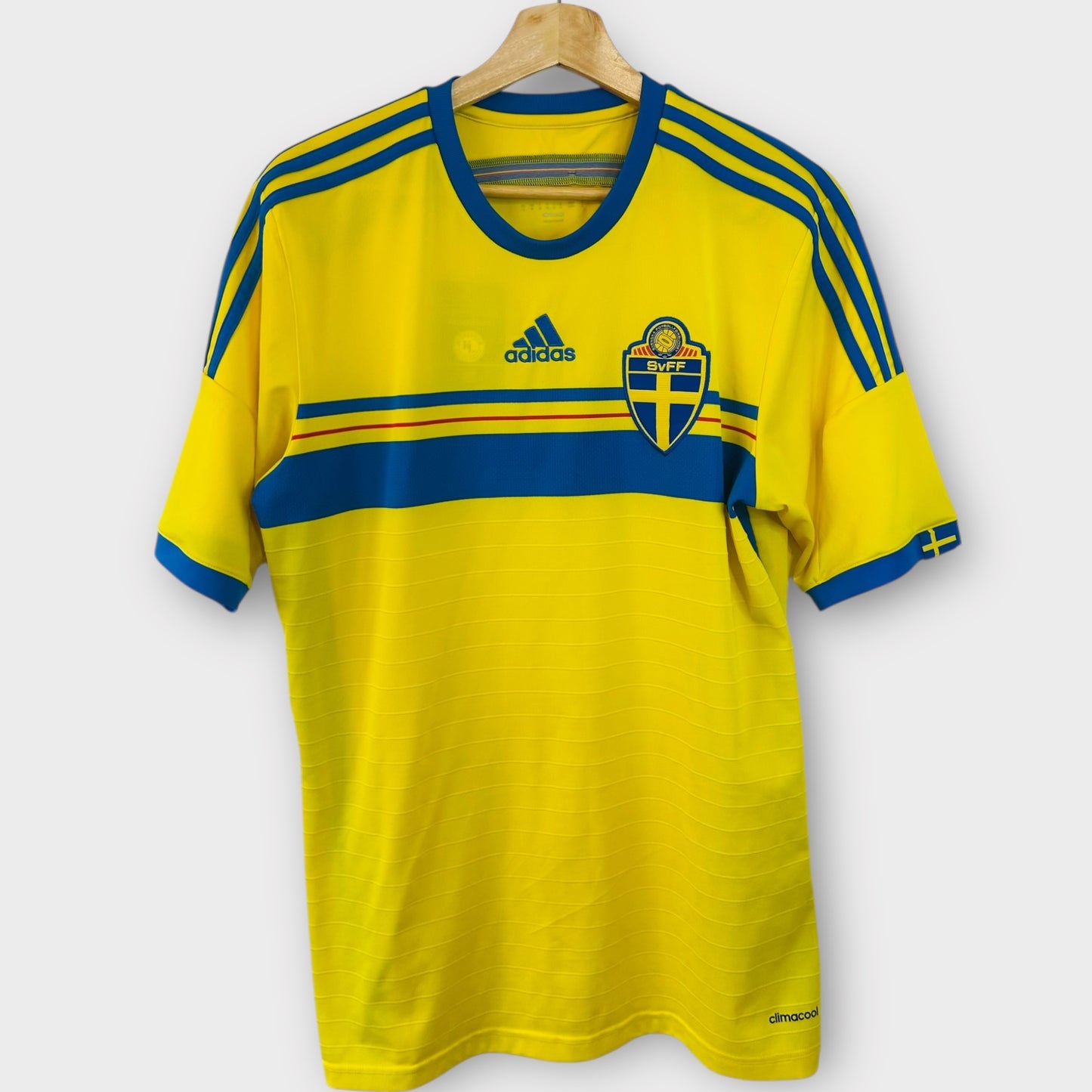 Sweden 2014 Home (Medium)