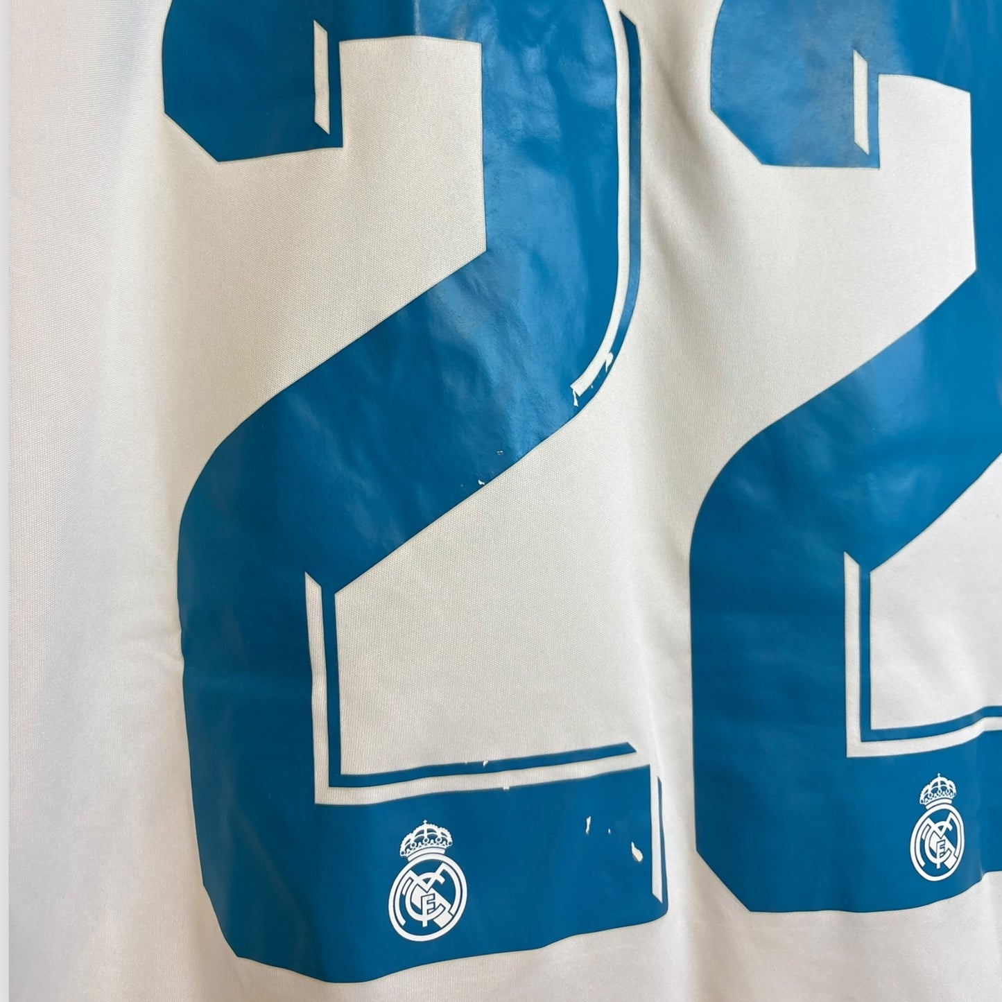 Real Madrid 2017/18 Home - Isco 22 (Medium)