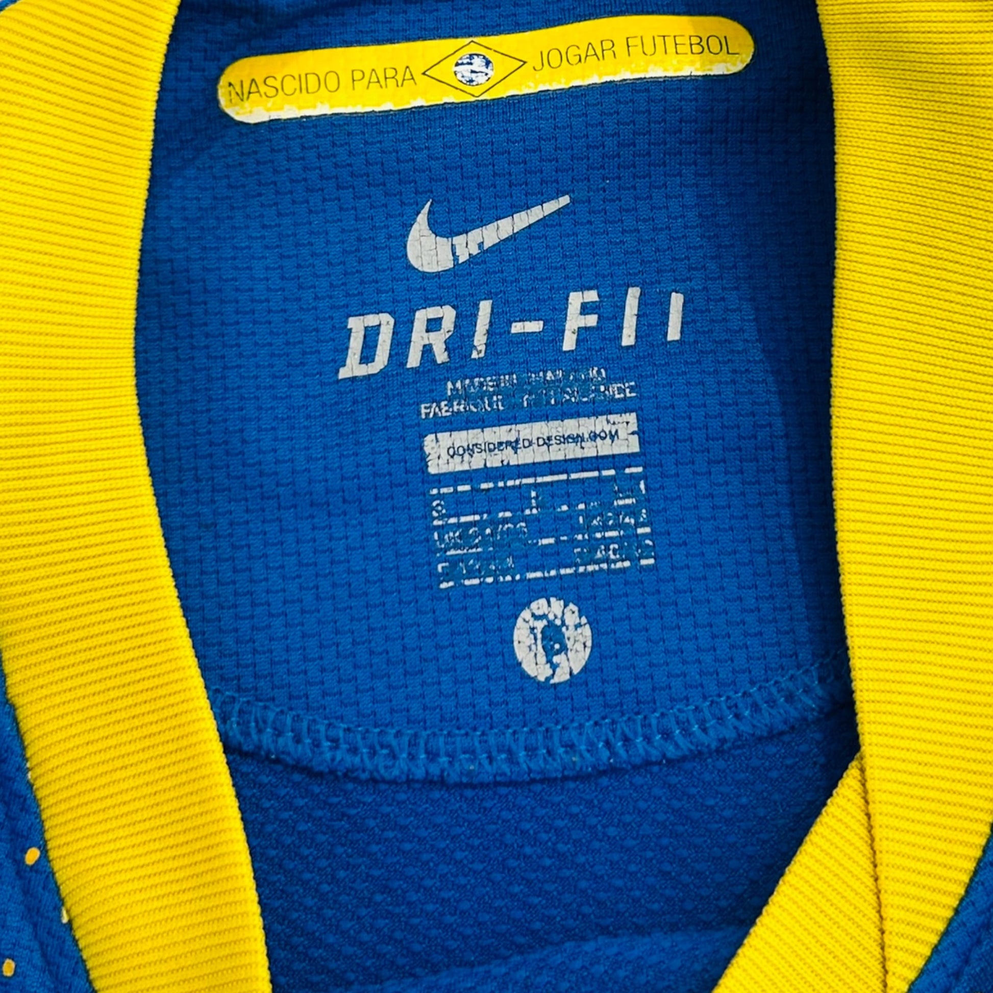 Brazil 2010 Away - Kaká 10 (Small) - KITLAUNCH