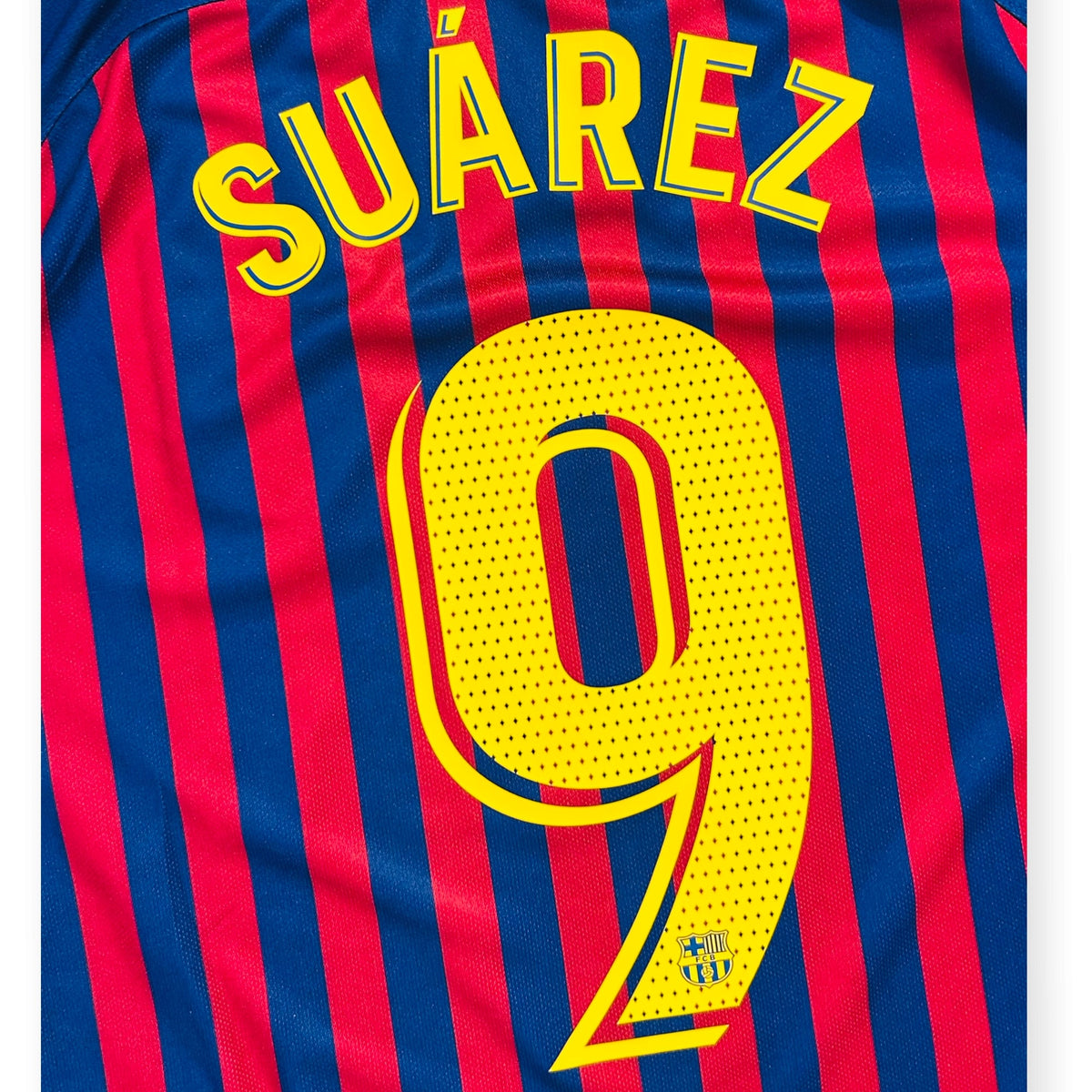 FC Barcelona 2018/19 Home - Suárez 9 (Large) - KITLAUNCH