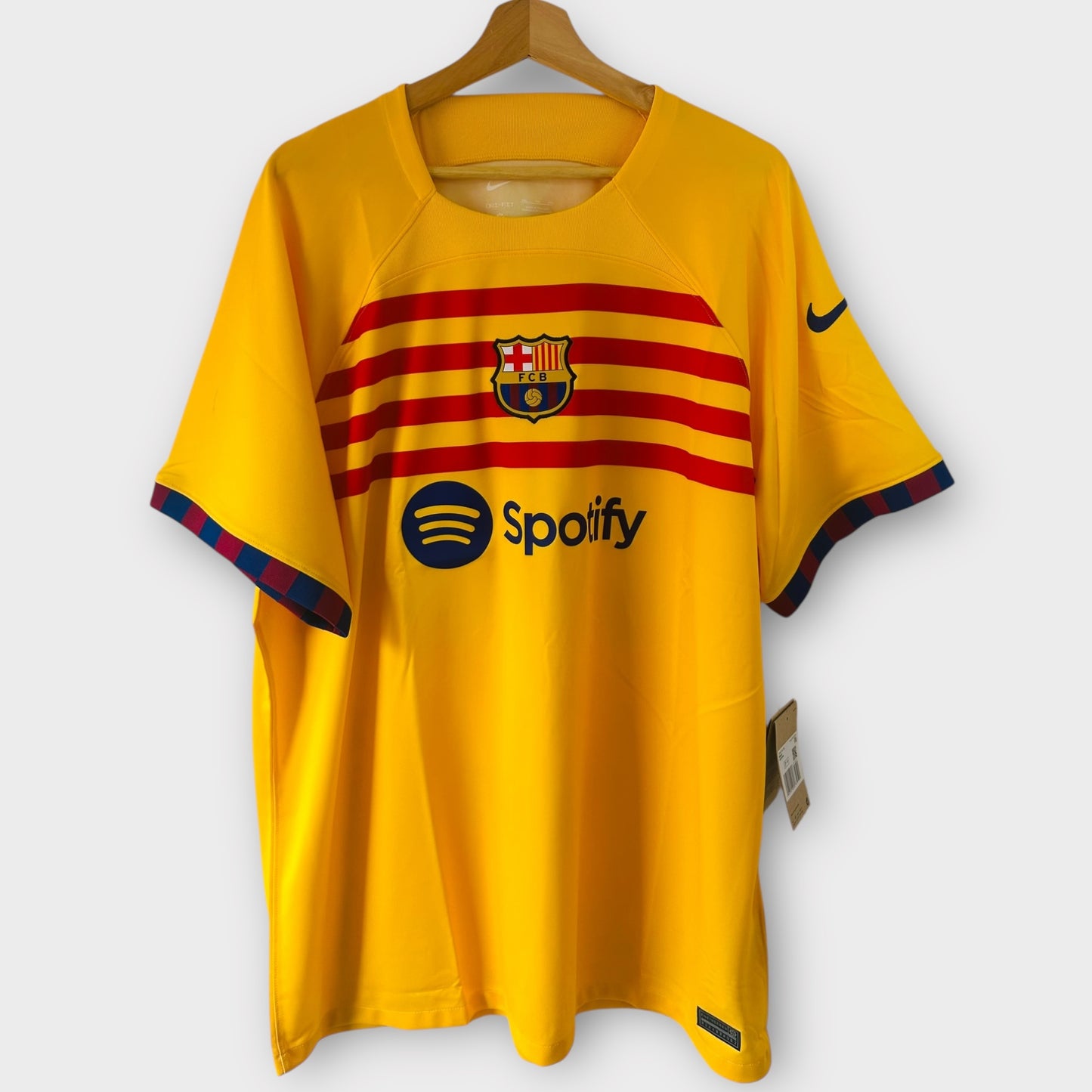 FC Barcelona 2023/24 Senyera 4th - Kounde 23 *NEW* (2XL)