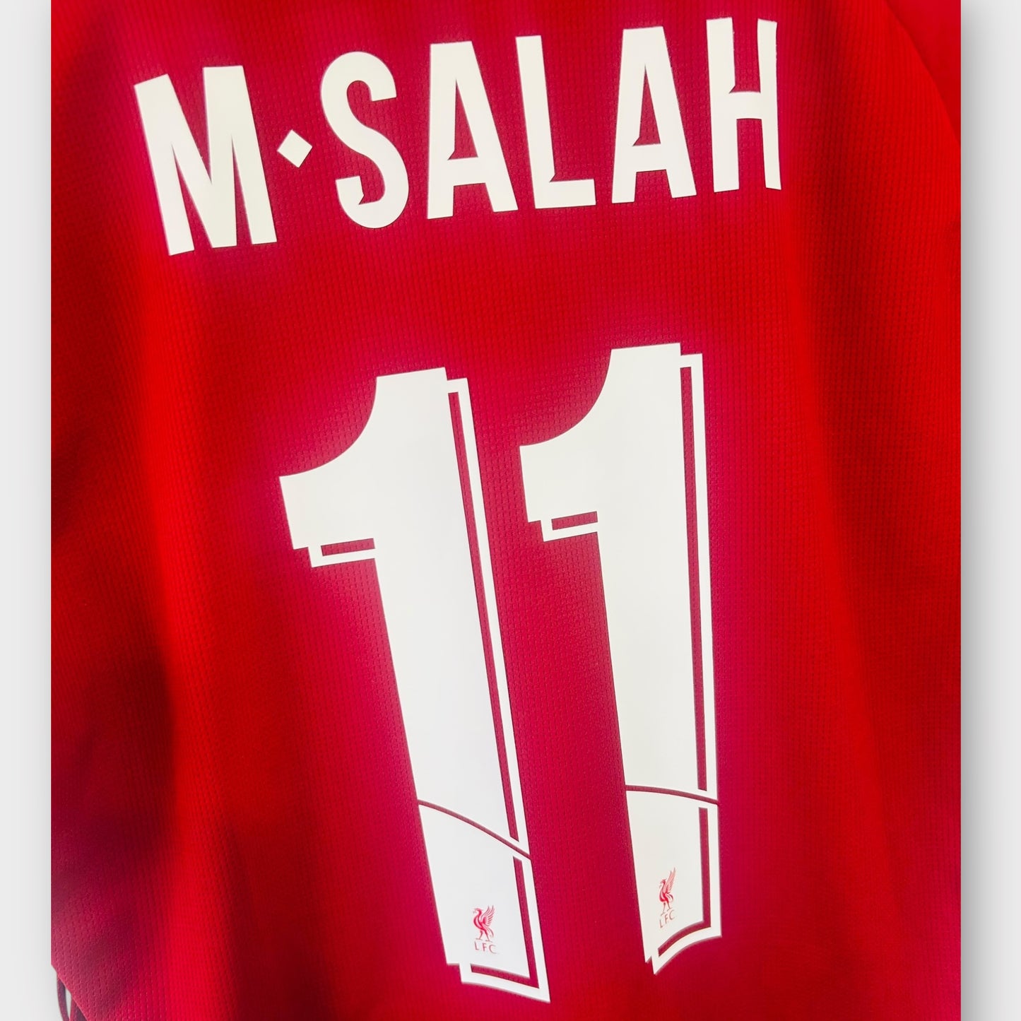 Liverpool FC 2018/19 Home - Salah 11 (Large)