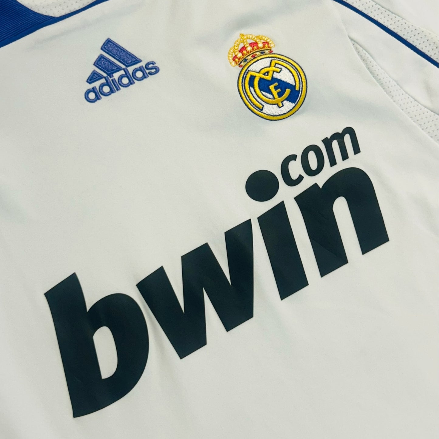 Real Madrid 2007/08 Home - Guti 14 (Medium) - KITLAUNCH