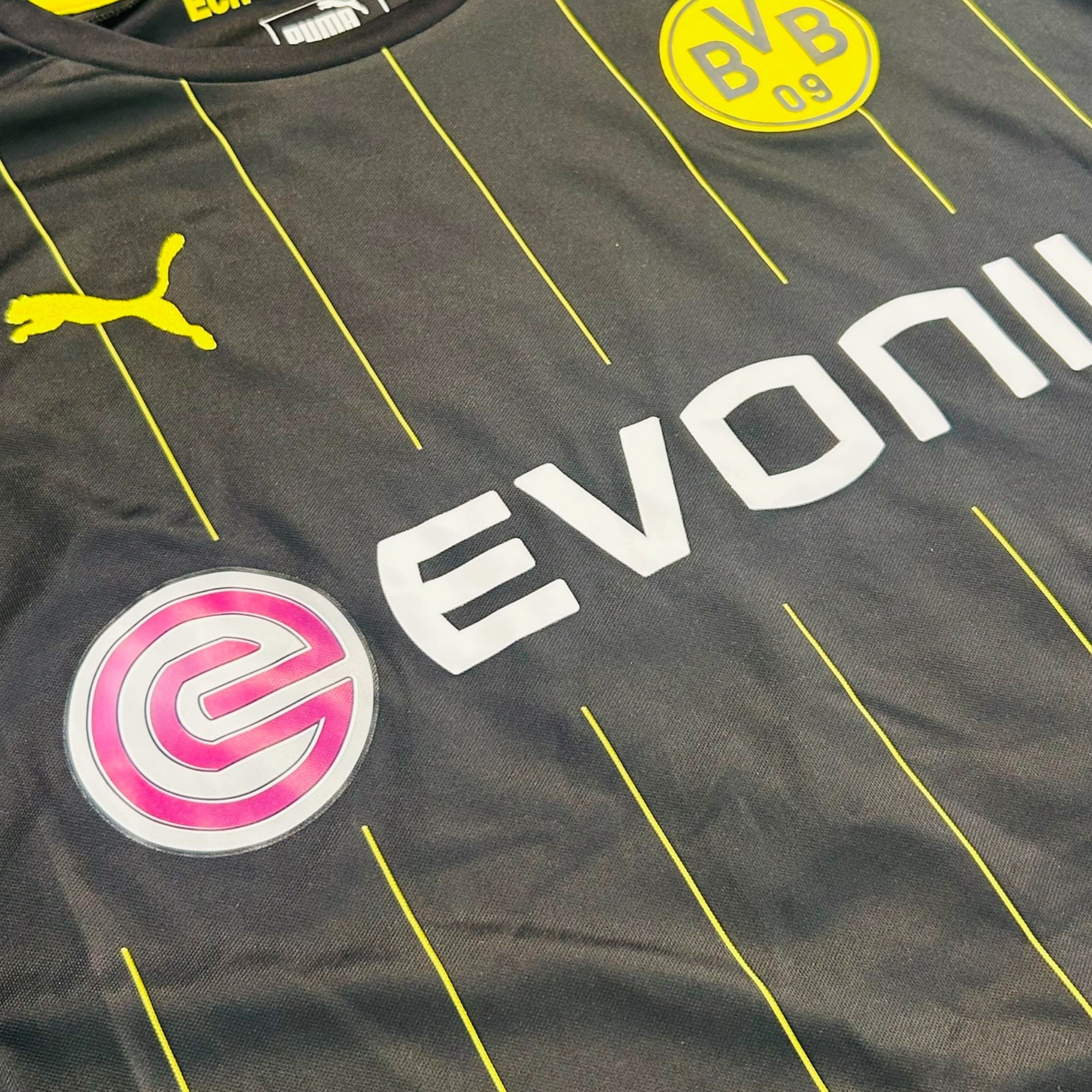 Borussia Dortmund 2015/16 Away Long Sleeve - Aubameyang 17 (XL)