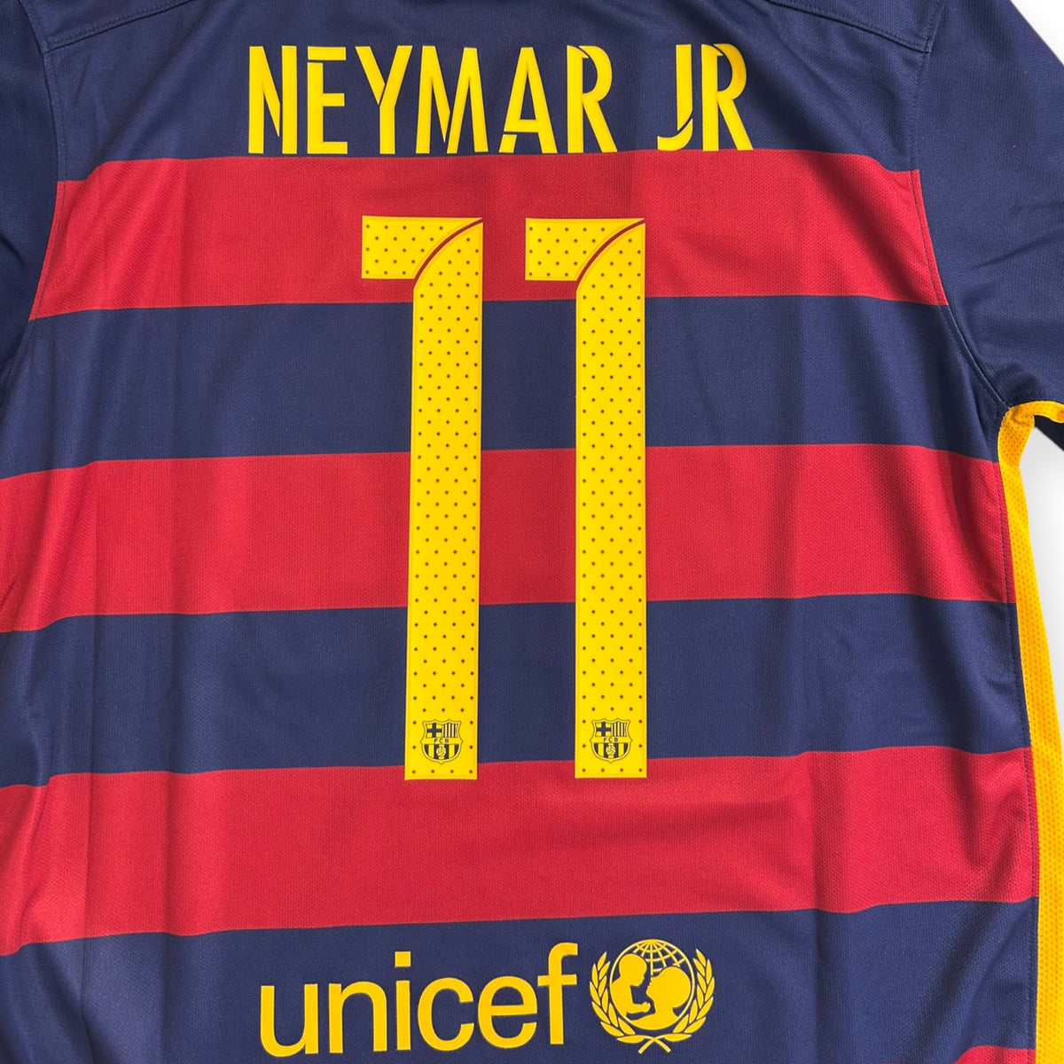FC Barcelona 2015/16 Home - Neymar Jr 11 (Medium)
