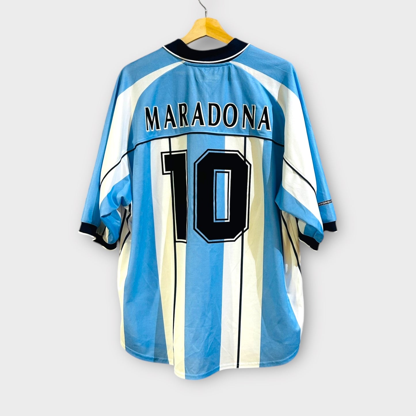 Argentina 2000 Home - Maradona 10 (XL)