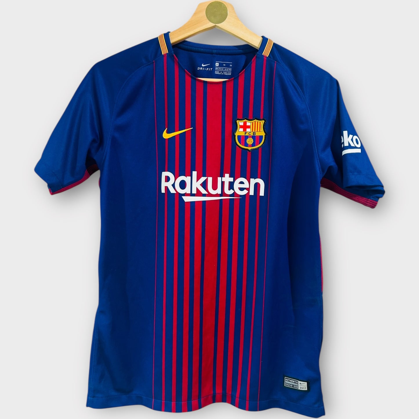 FC Barcelona 2017/18 Home (XL Kids)