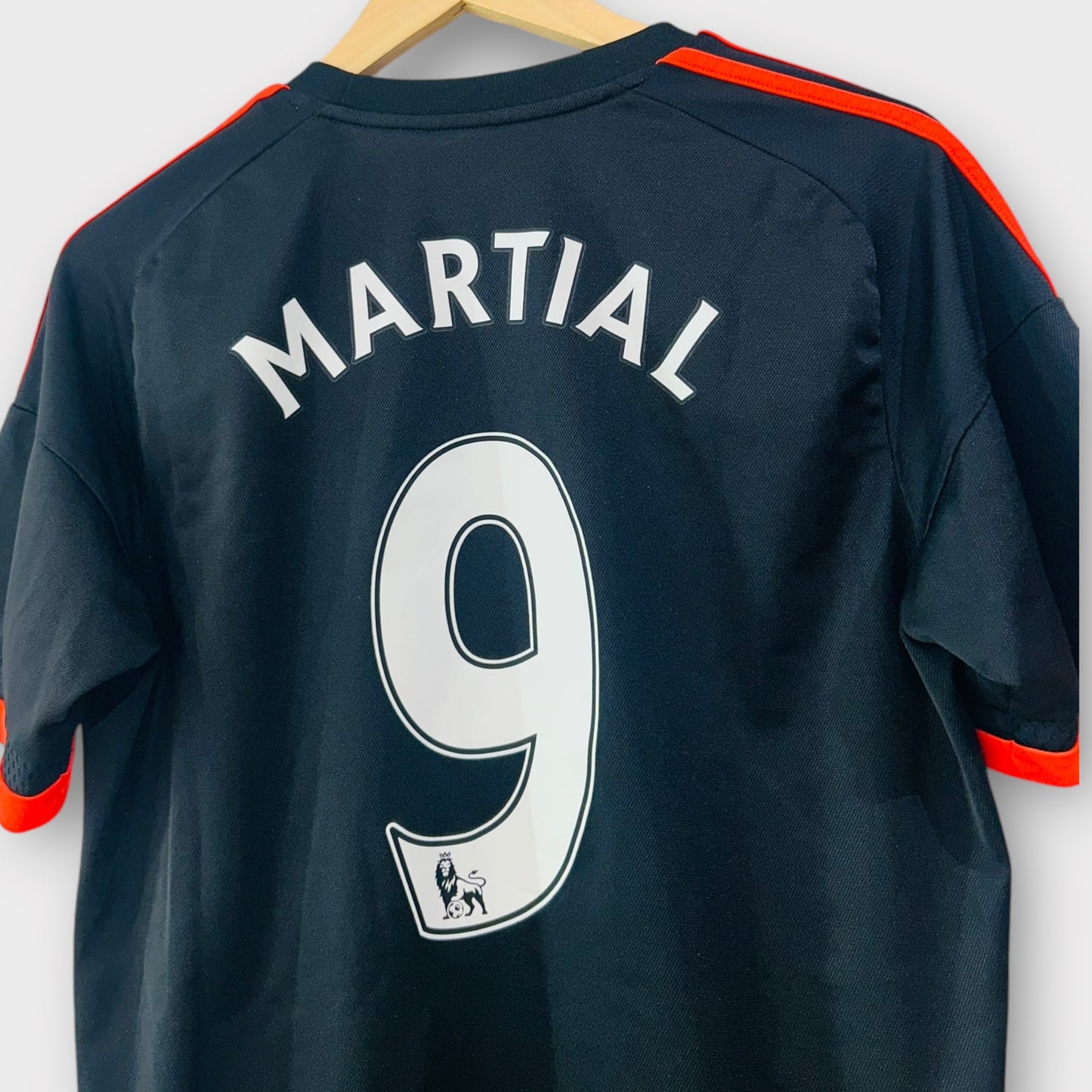 Manchester United 2015/16 3rd Shirt - Martial 9 (Medium)