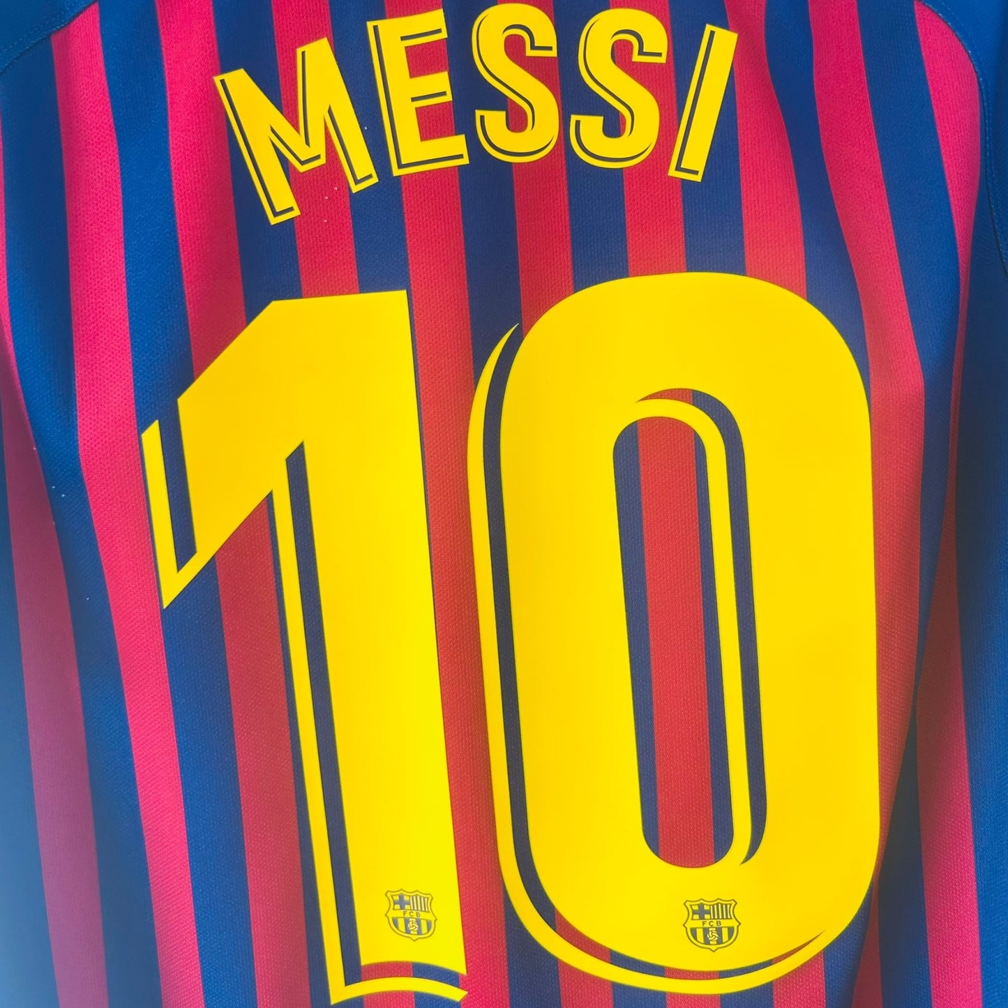 FC Barcelona 2018/19 Home - Messi 10 (Medium)