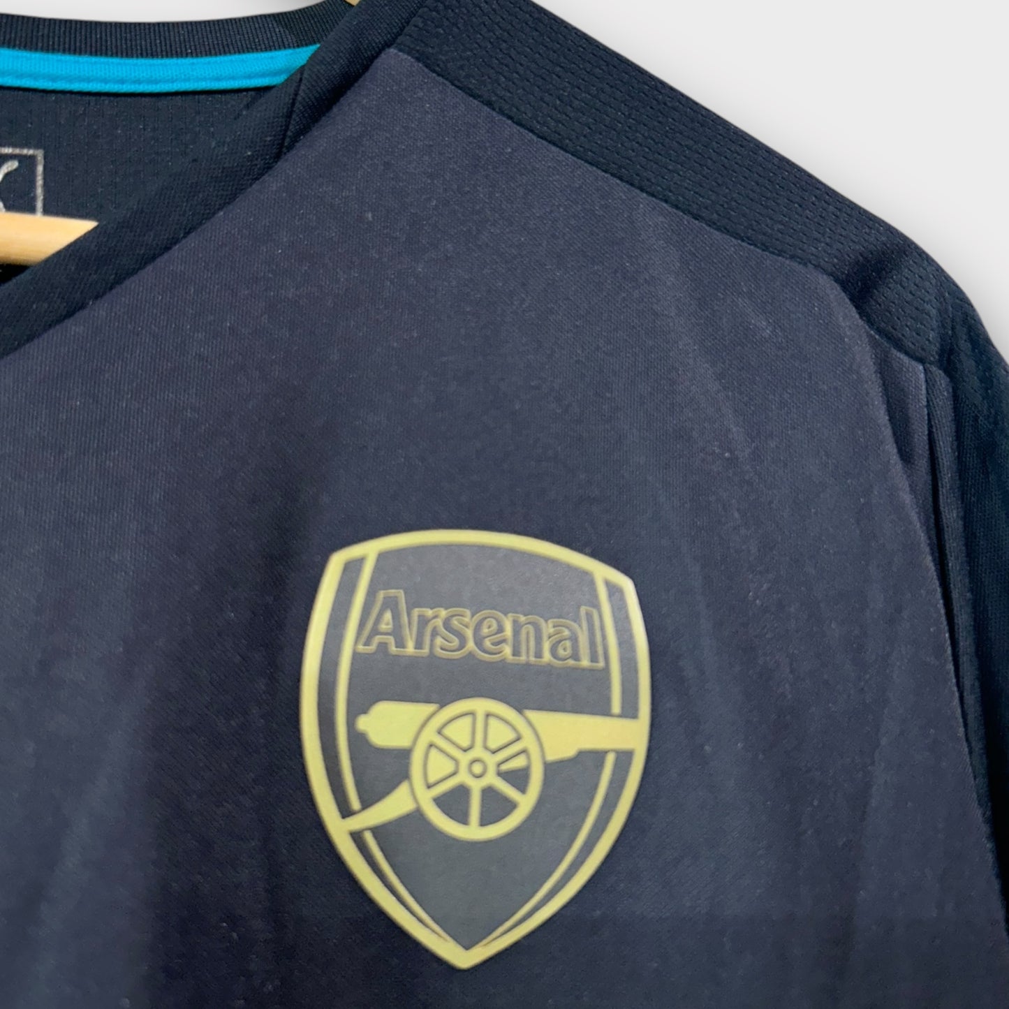 Arsenal 2015/16 3rd Shirt (Medium)