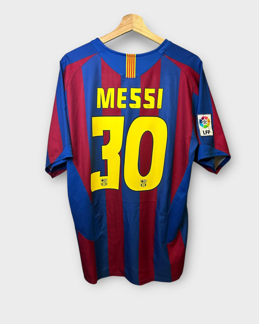 FC Barcelona 2005/06 Home - Messi 30 (Large)