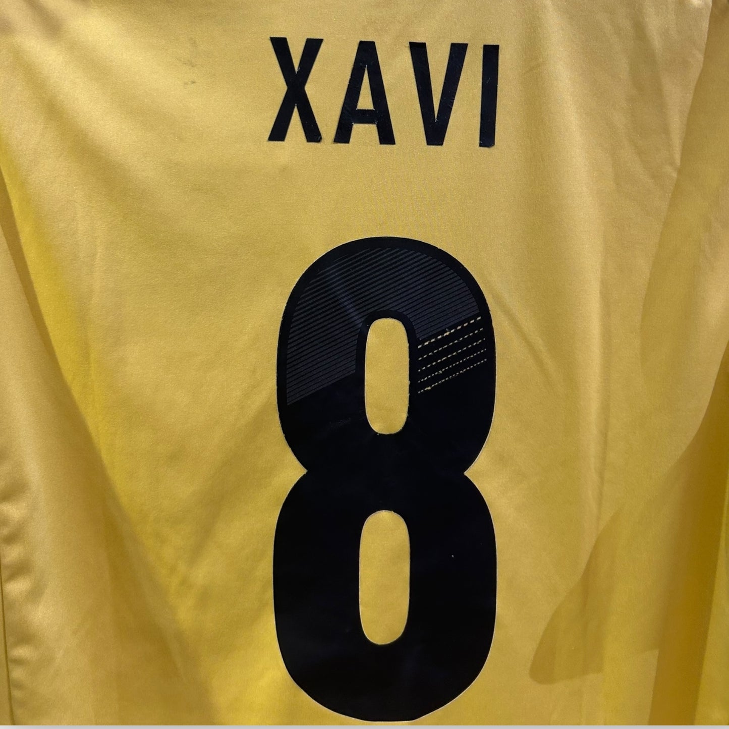 Spain 2008 Away - Xavi 8 (Medium)