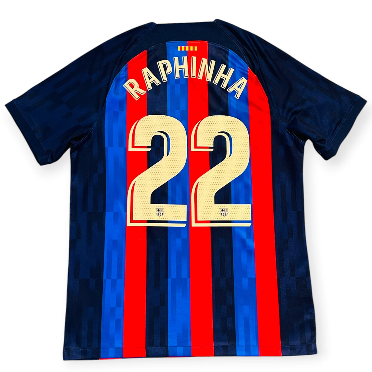 FC Barcelona 2022/23 Home - Raphinha 22 (Large) - KITLAUNCH