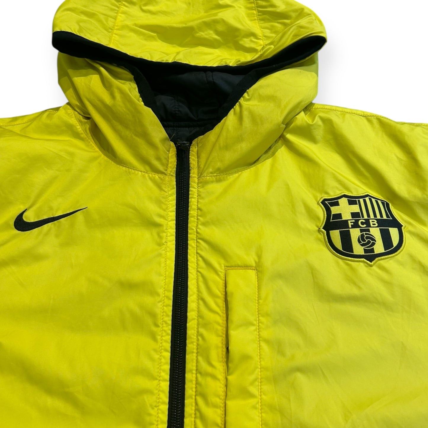 FC Barcelona Nike Reversible Puffer Jacket (XL) - KITLAUNCH