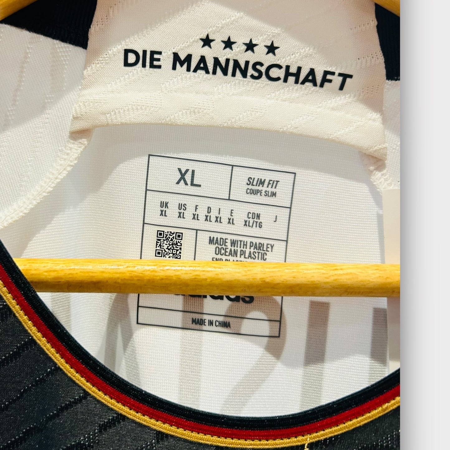 Germany 2022 Home Player Version - Musiala 14 (XL)