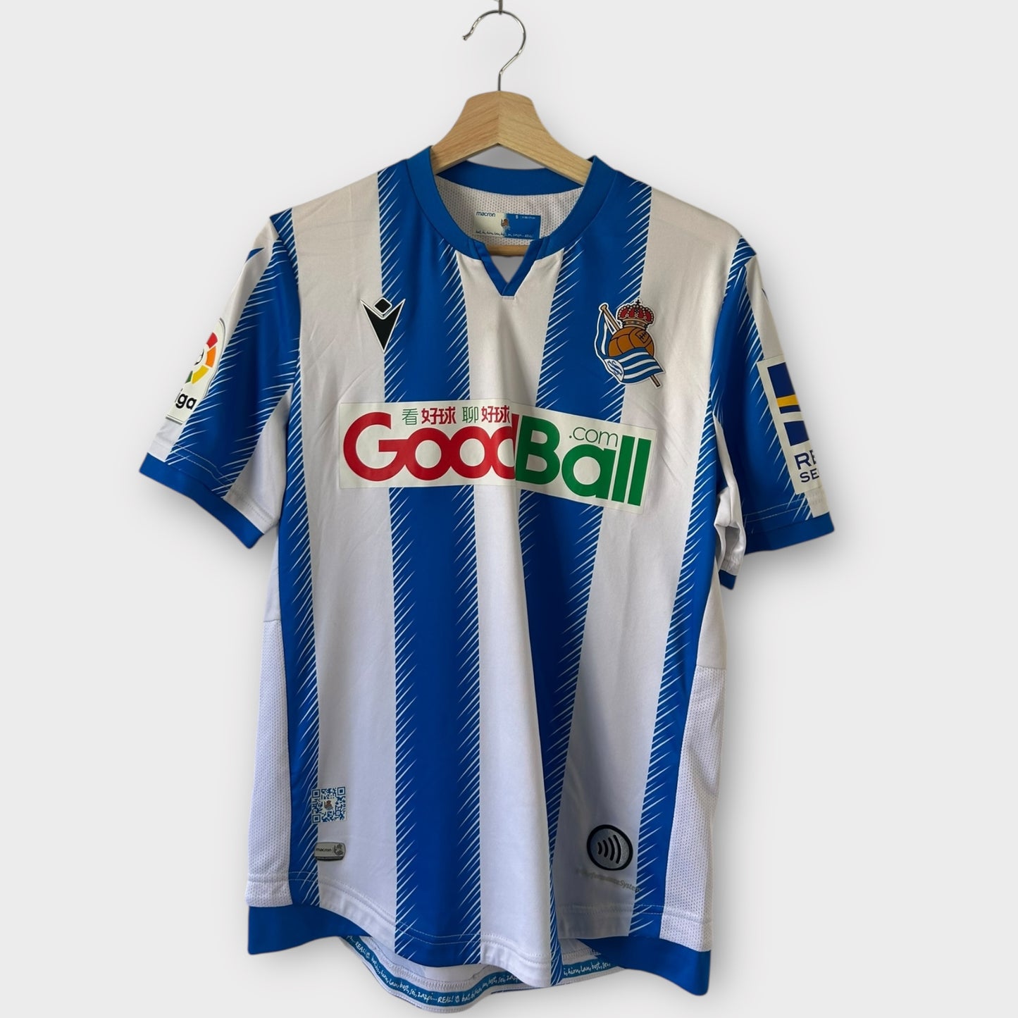 Real Sociedad 2019/20 Home - Isak 19 (Small)