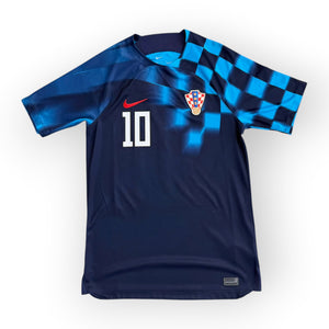Croatia 2022 Away - Modric 10 (Small)