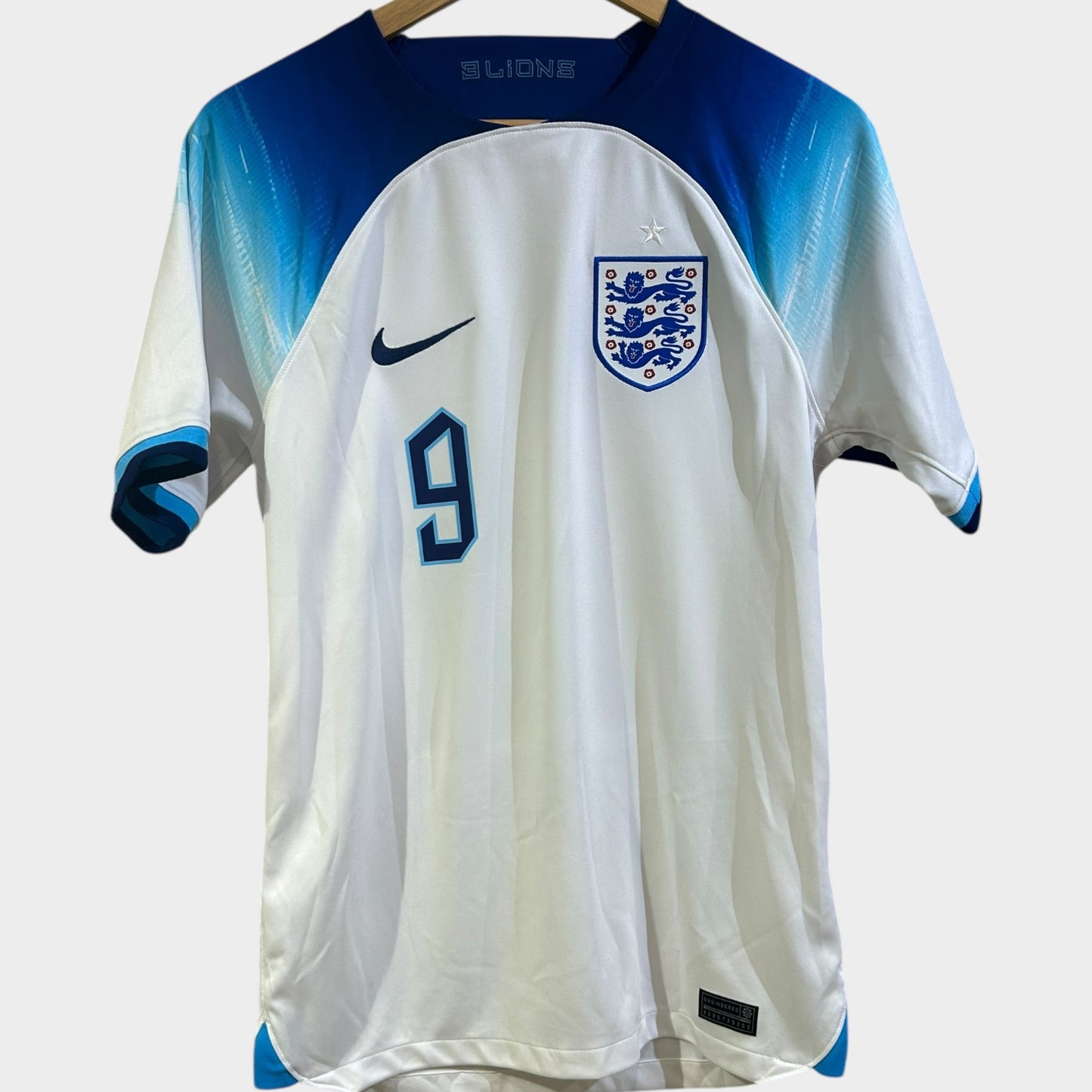 England 2022 Home - Kane 9 (Small)