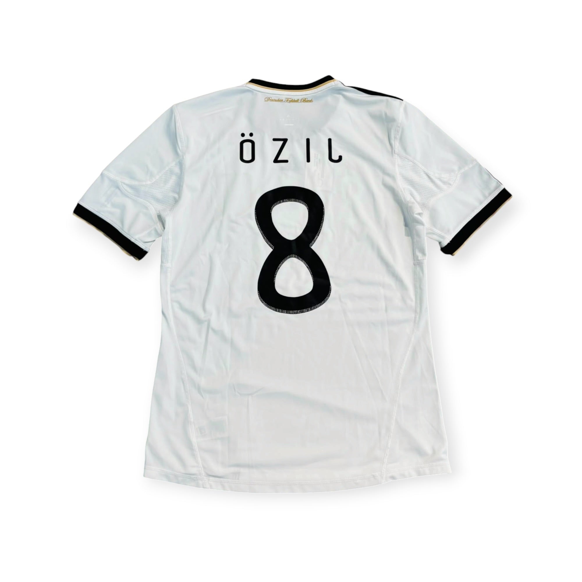 Germany 2010 Home - Özil 8 (Large)