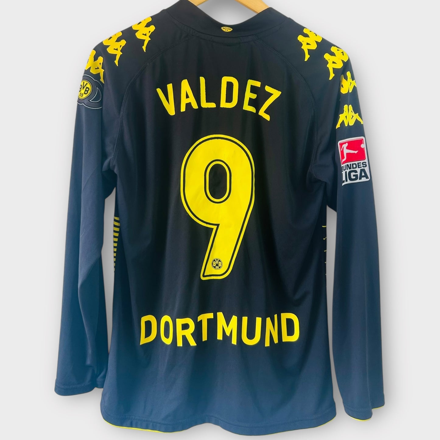 Borrusia Dortmund 2009/10 Away Long Sleeve - Valdez 9 (Medium)