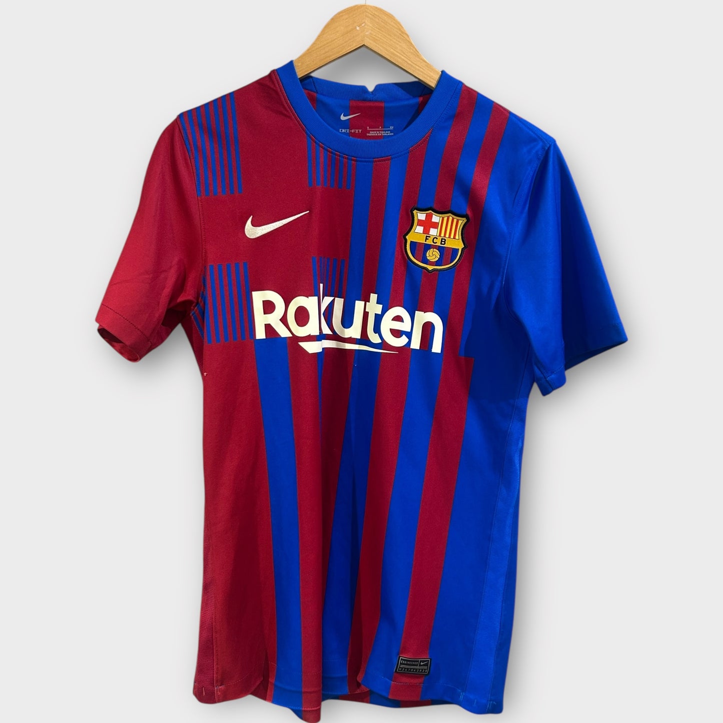 FC Barcelona 2021/22 Home + Shorts - Pedri 16 (Small)