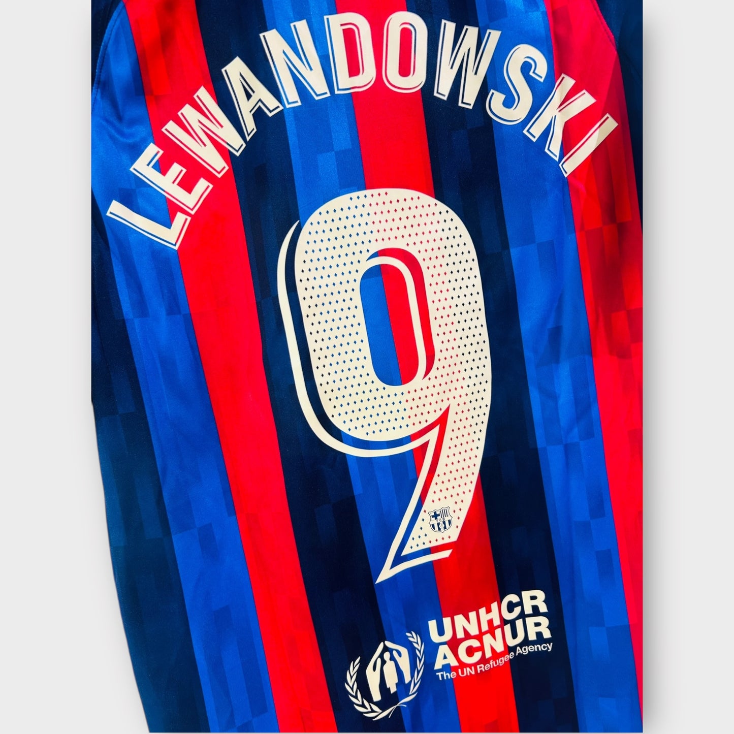 FC Barcelona 2022/23 Home - Lewandowski 9 (Large)