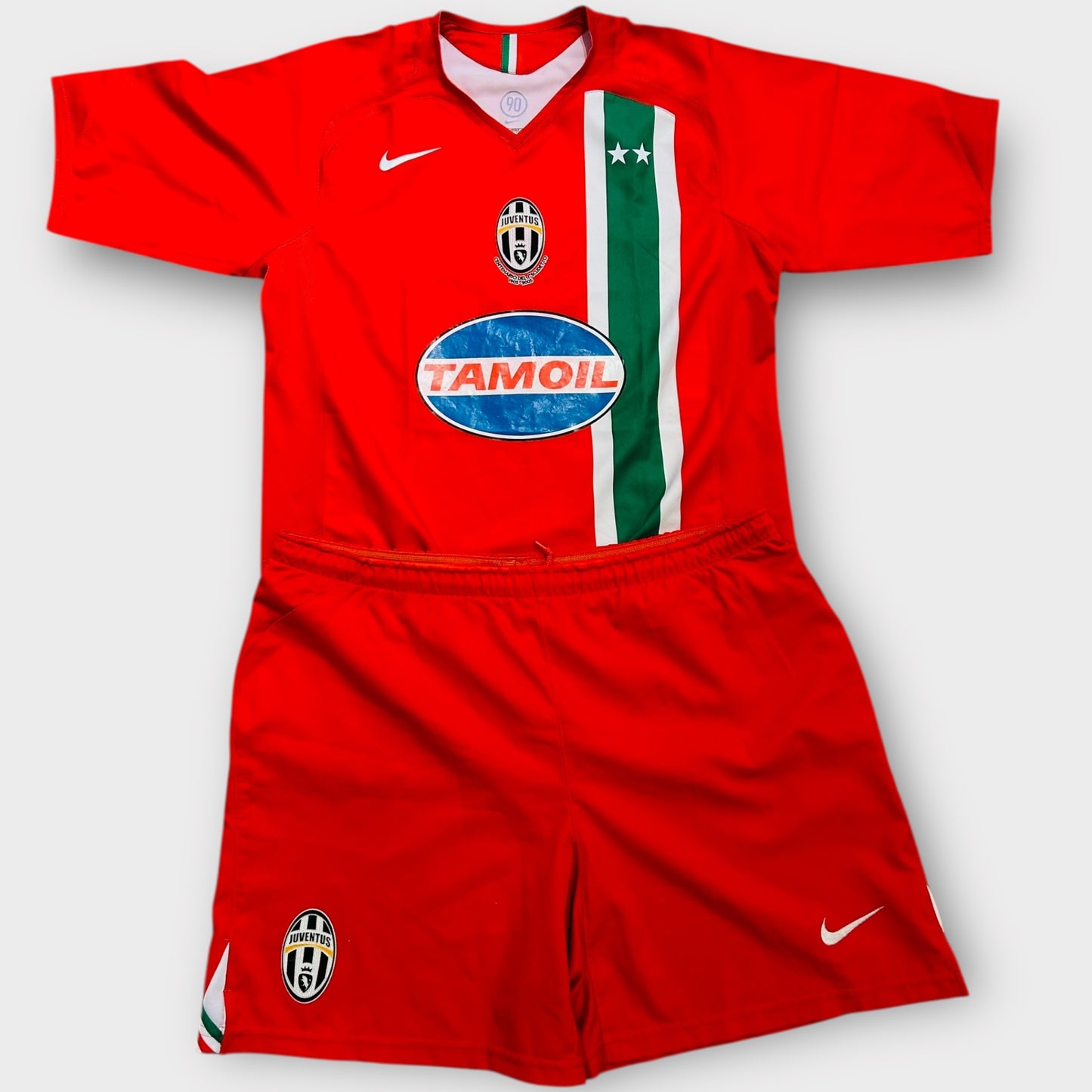 Juventus FC 2005/06 Away - Del Piero 10 (Small) + Shorts (Medium)