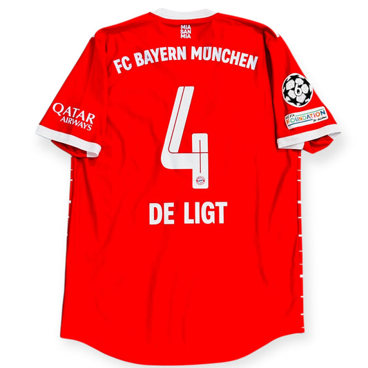 Bayern Munich 2022/23 Home Player Version - De ligt 4 (Medium)
