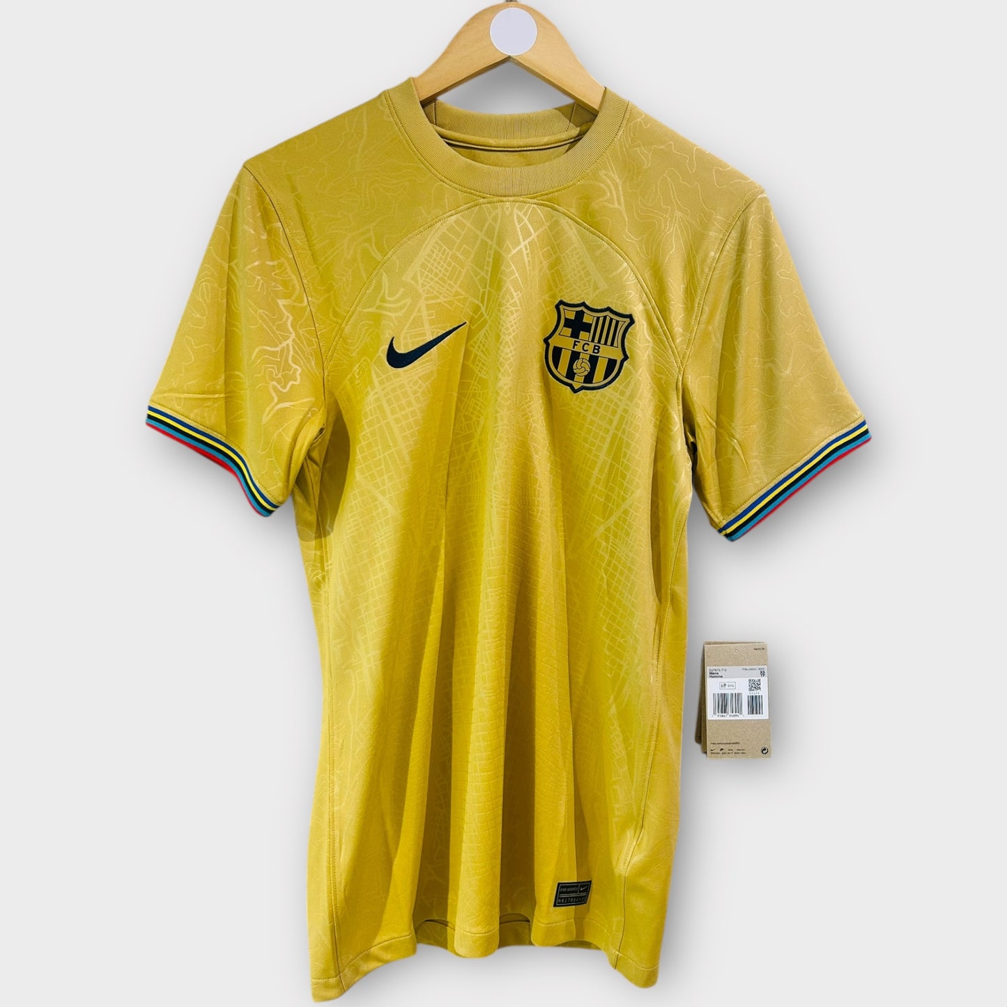 FC Barcelona 2022/23 Away - Pedri 8 (XS)