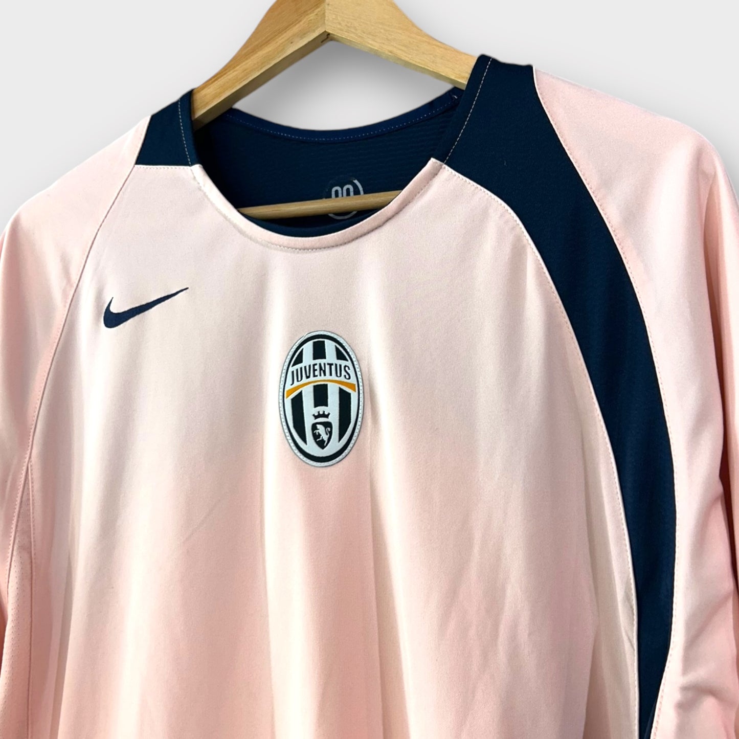 Juventus 2004/05 Nike T90 Training Shirt (Large)