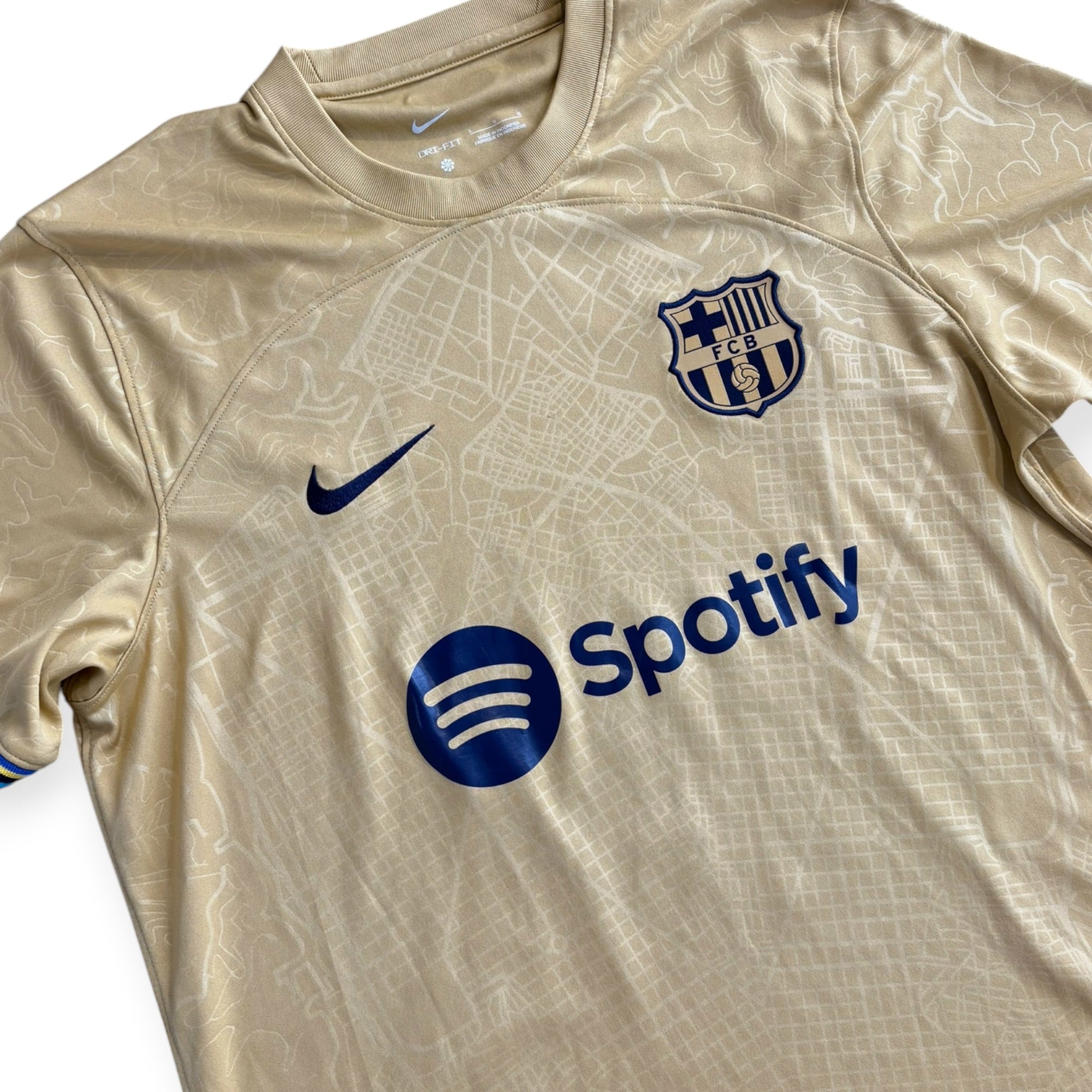 FC Barcelona 2022/23 Away - Aubameyang 25 (Large)