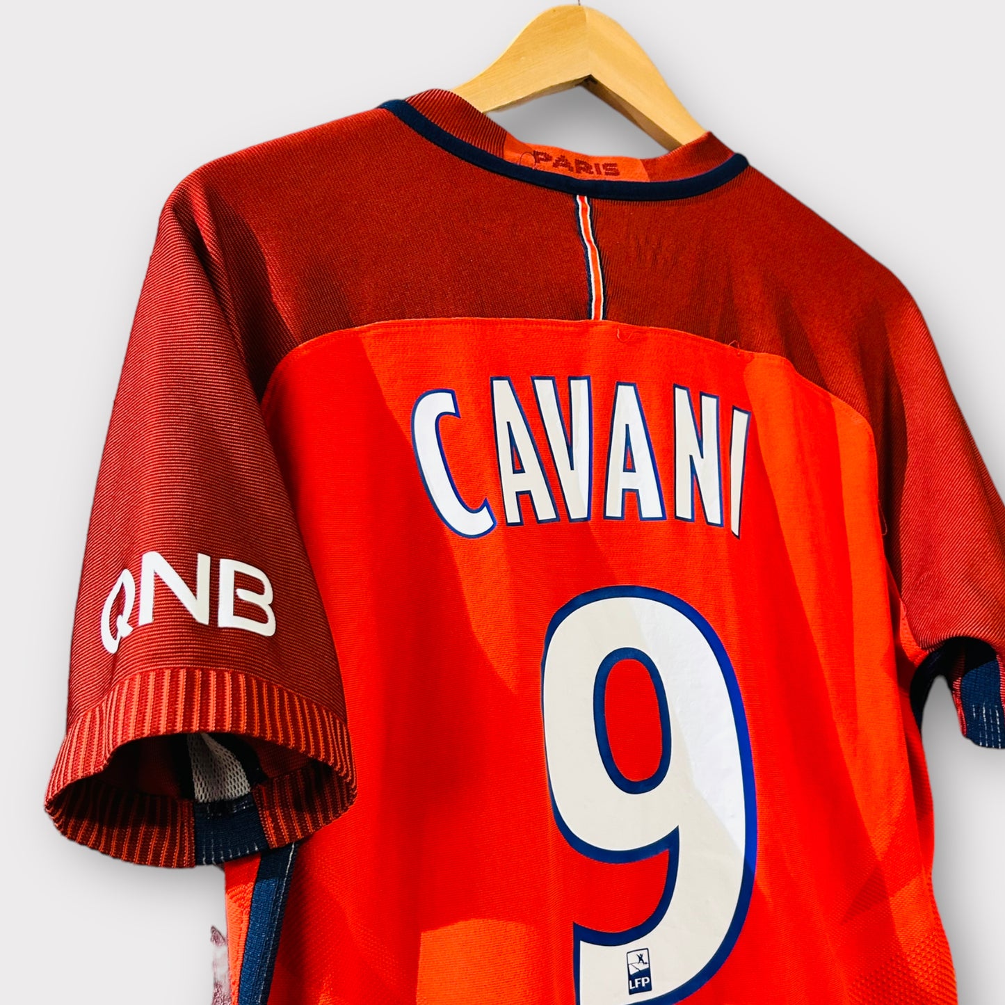 PSG 2016/17 Away Shirt - Cavani 9 (M)