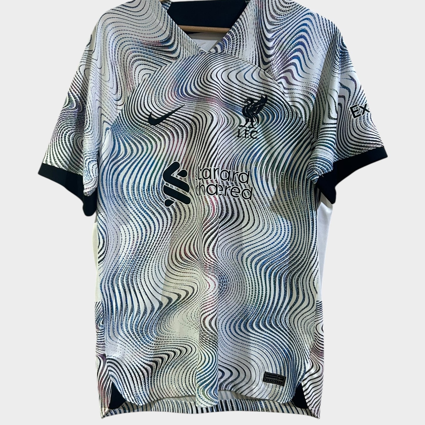 Liverpool FC 2022/23 Away - Virgil 4 (Large)