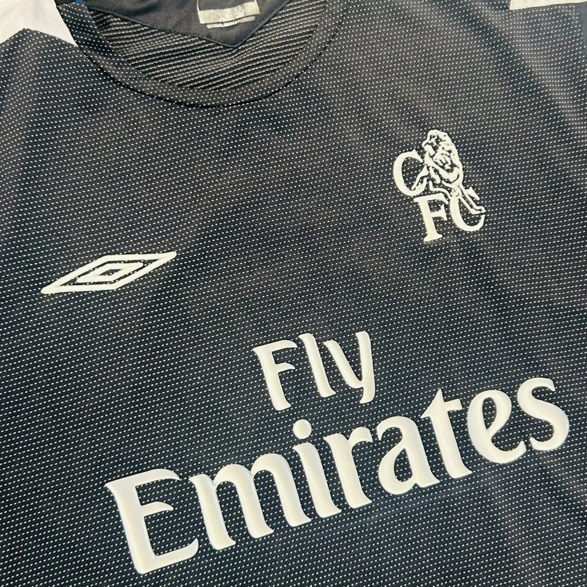 Chelsea FC 2004/05 Away - Drogba 15 (Large) - KITLAUNCH