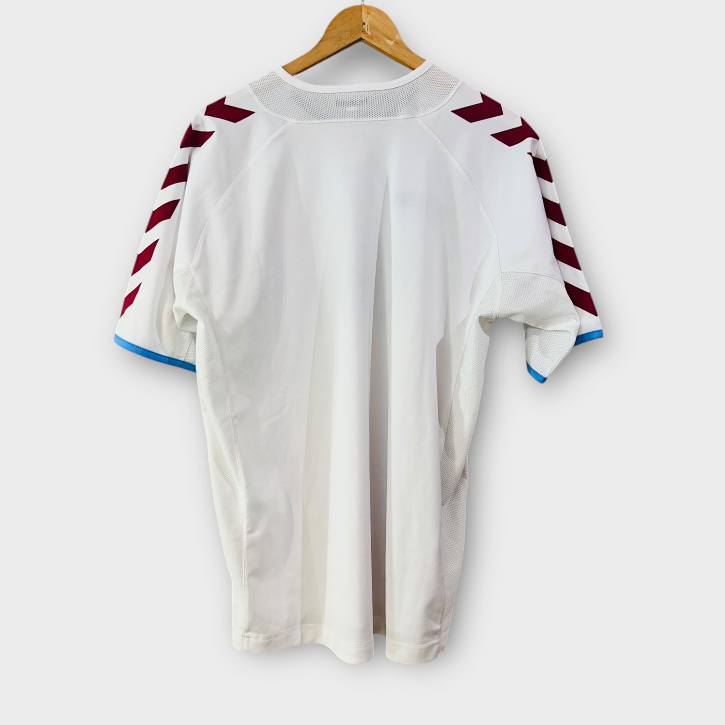 Aston Villa 2004/05 Away Shirt (Medium)