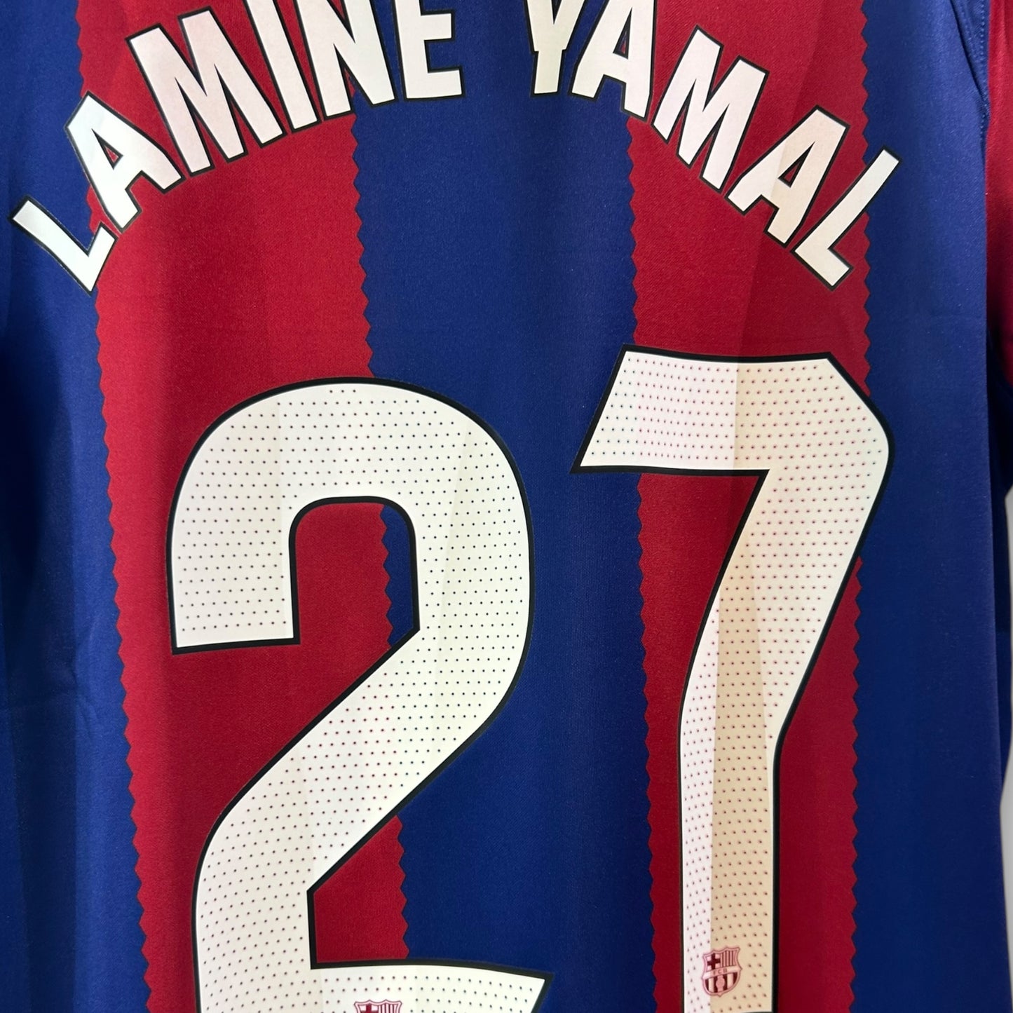 FC Barcelona 2023/24 Home - Lamine Yamal 27 (Large)