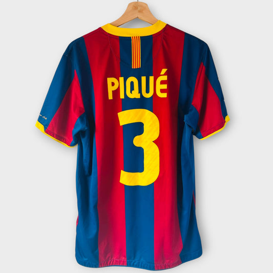 FC Barcelona 2010/11 Home - Piqué 3 (Medium)