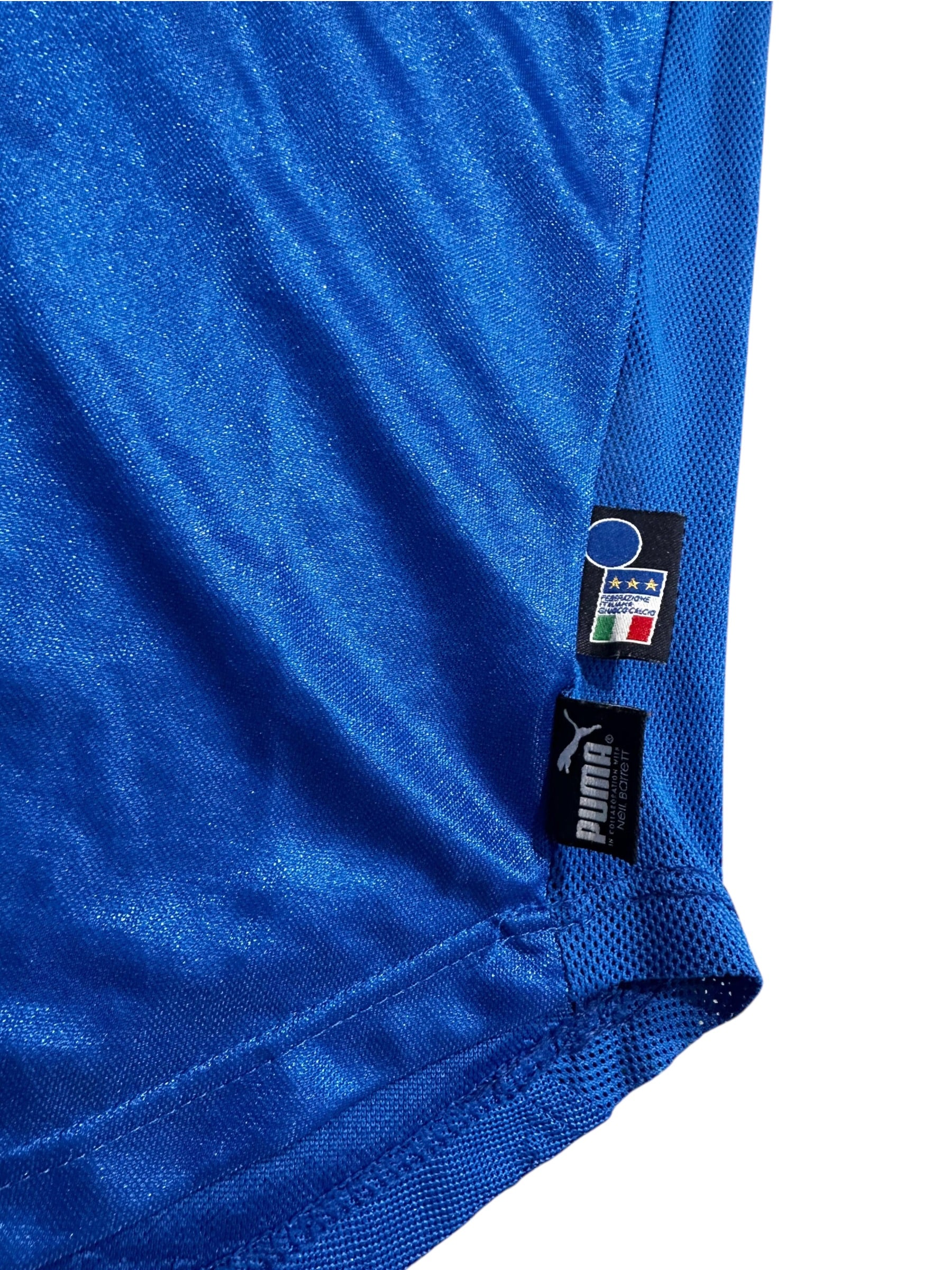 Italy 2004 Home (Large) - KITLAUNCH