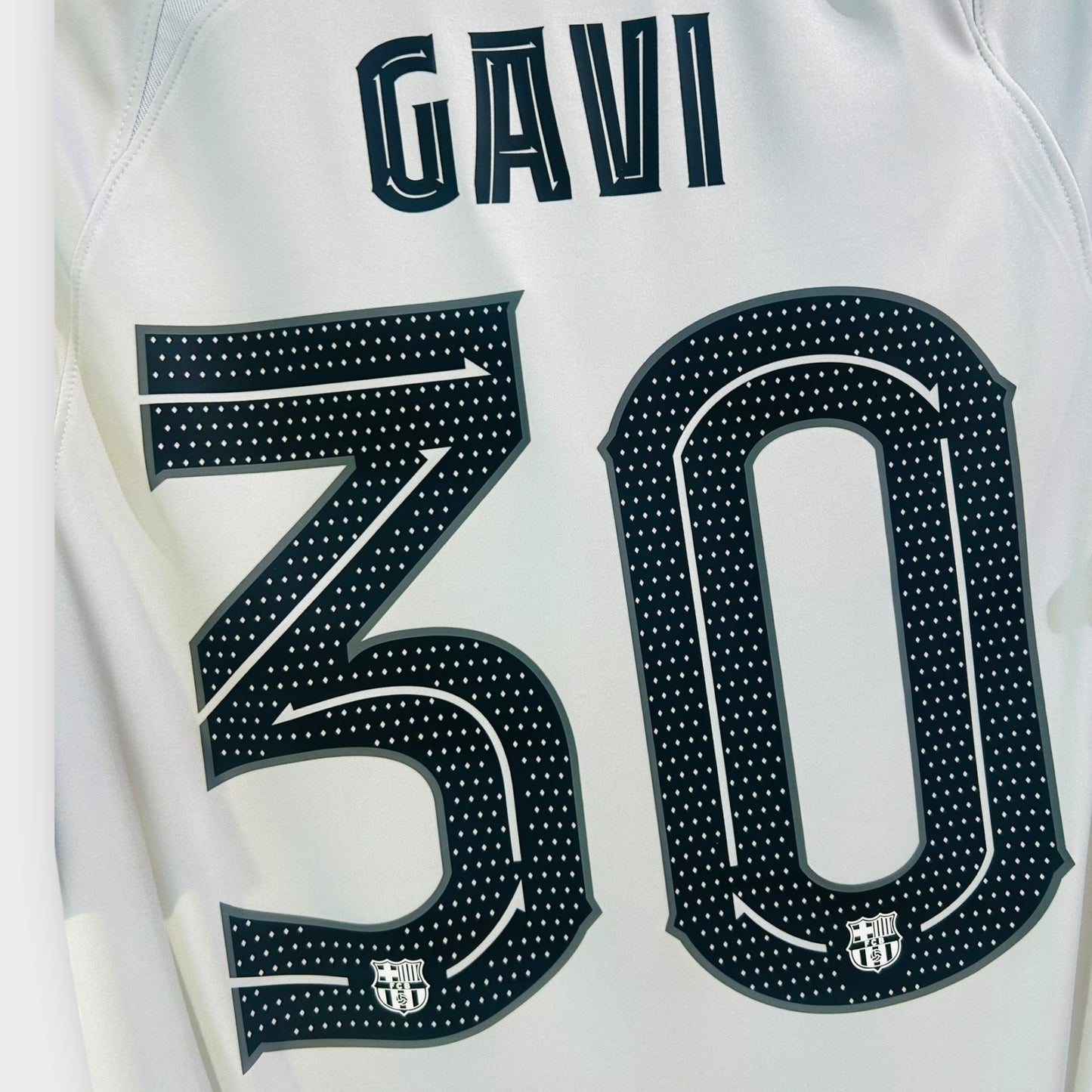 FC Barcelona 2022/23 3rd - Gavi 30 (Small)