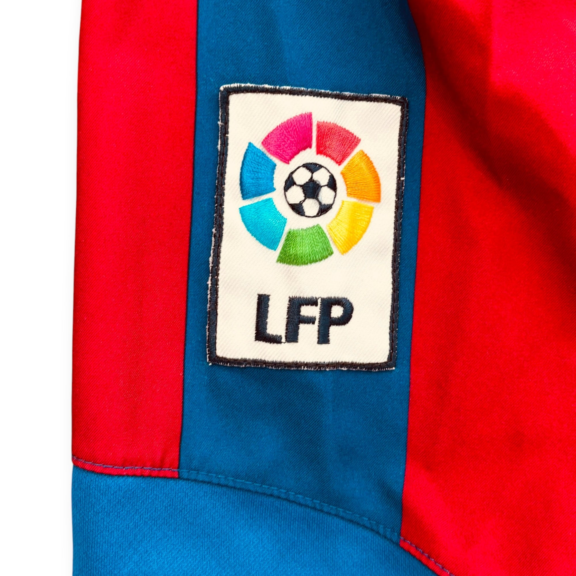 FC Barcelona 2005/06 Home - Messi 30 (Small)