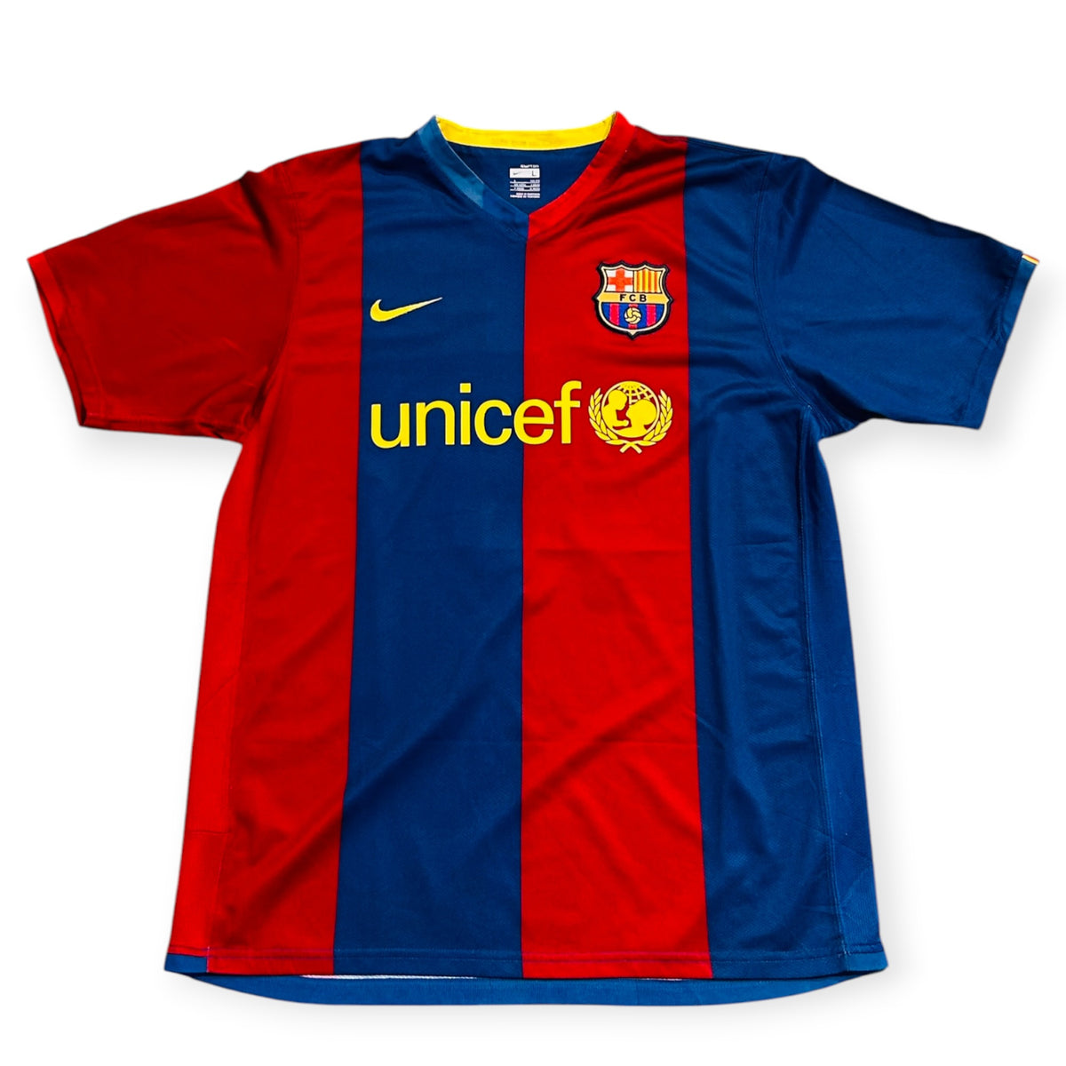 FC Barcelona 2006/07 Home - Messi 19 (Large) - KITLAUNCH