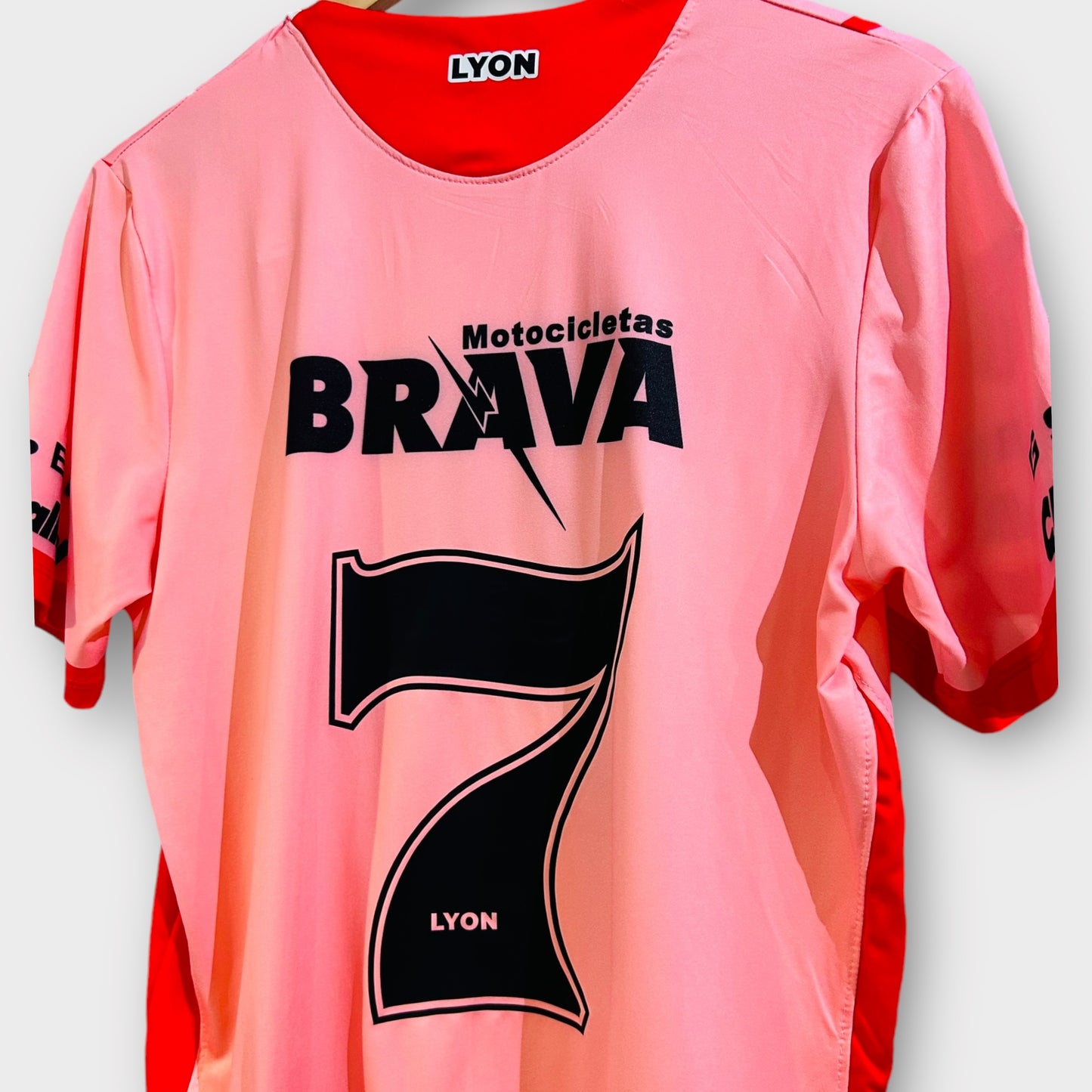 Instituto ACC 2023 Octubre Rosa Shirt (Medium) *BNWT*