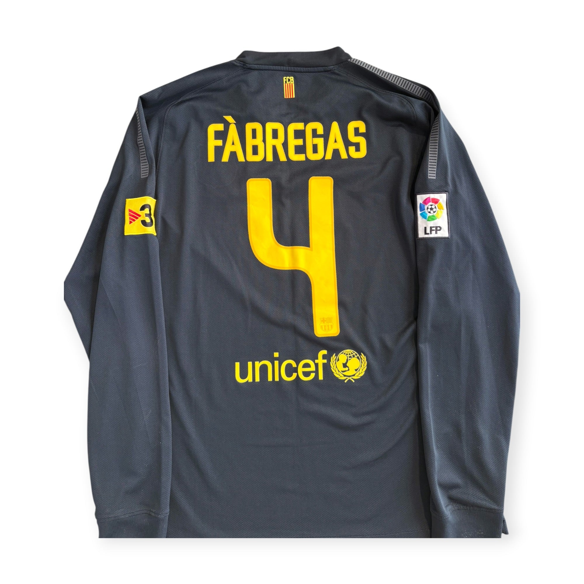 FC Barcelona 2011/12 Away Long Sleeve - Fabregas 4 (Large)