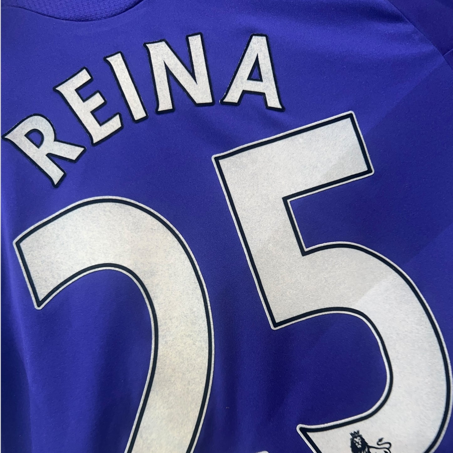 Liverpool 2010-12 GK - Reina 25 (XS)