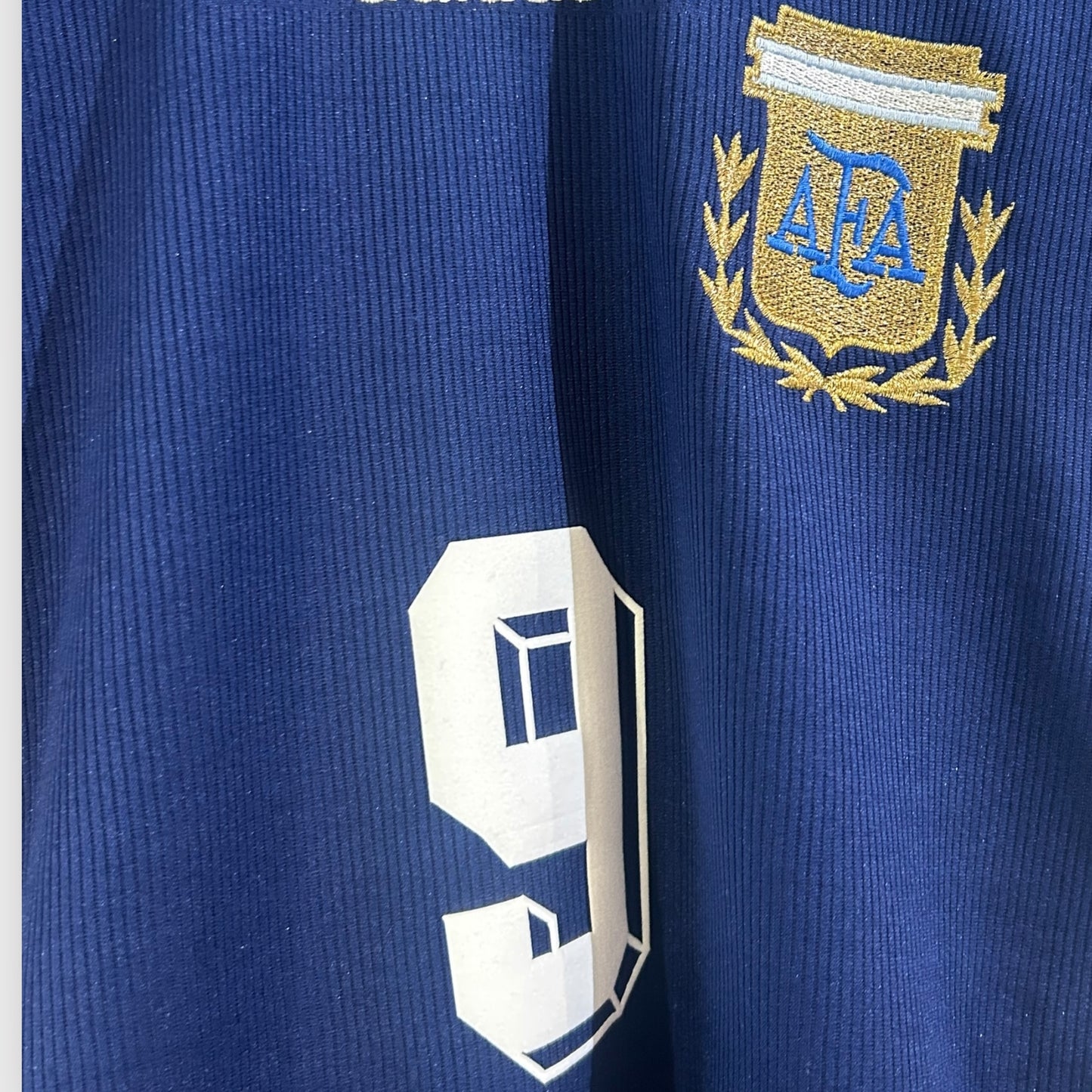 Argentina 1998 Away - Batistuta 9 (Medium)