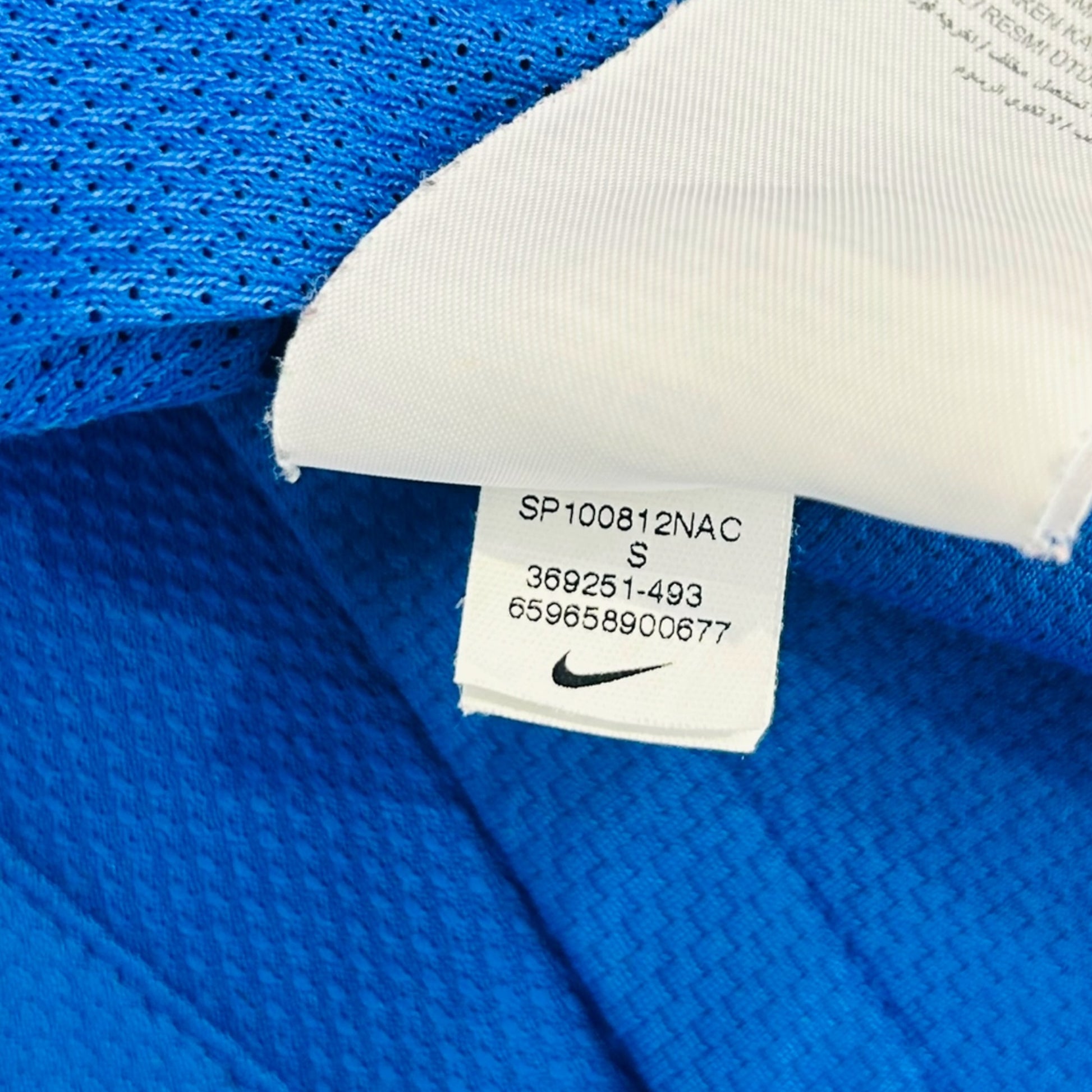 Brazil 2010 Away - Kaká 10 (Small) - KITLAUNCH