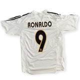 Real Madrid 2004/05 Home - Ronaldo 9 (Small)